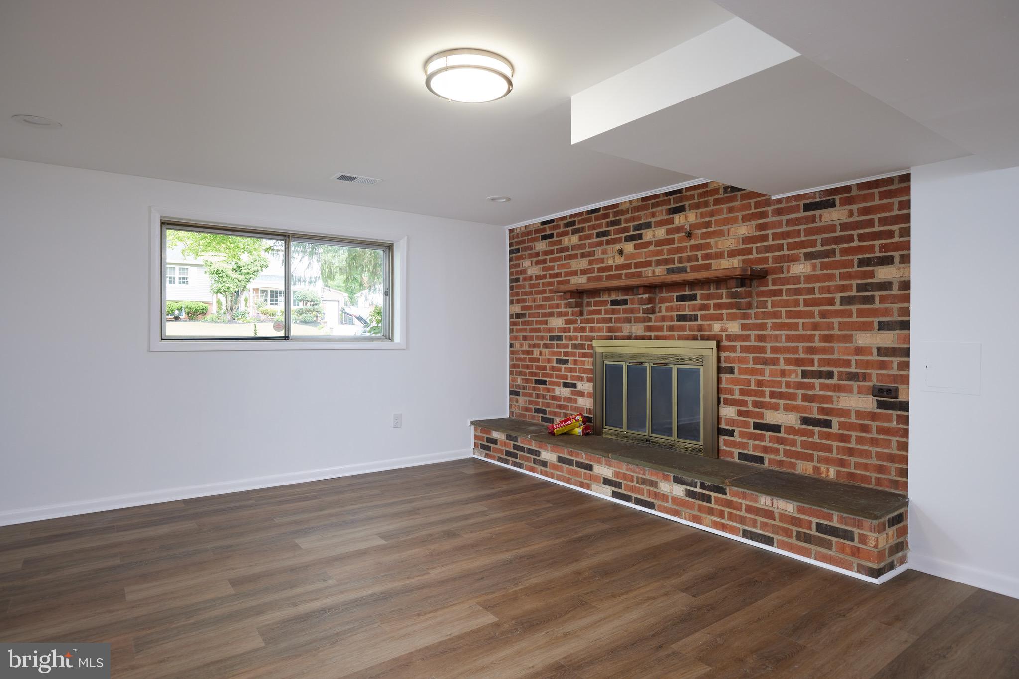 ASPEN HILL PARK - Residential