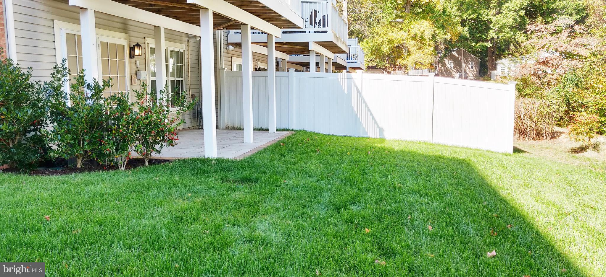 CHELSEA MANOR - Residential Lease