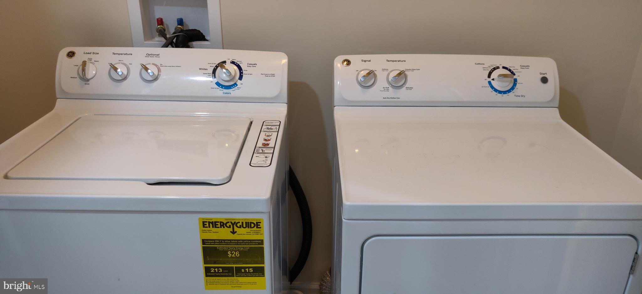 CHELSEA MANOR - Residential Lease