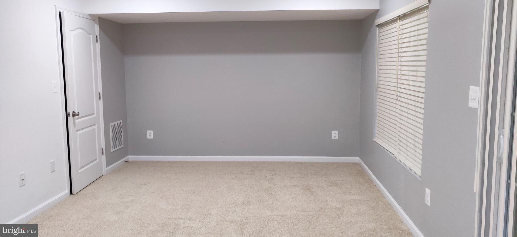 CHELSEA MANOR - Residential Lease