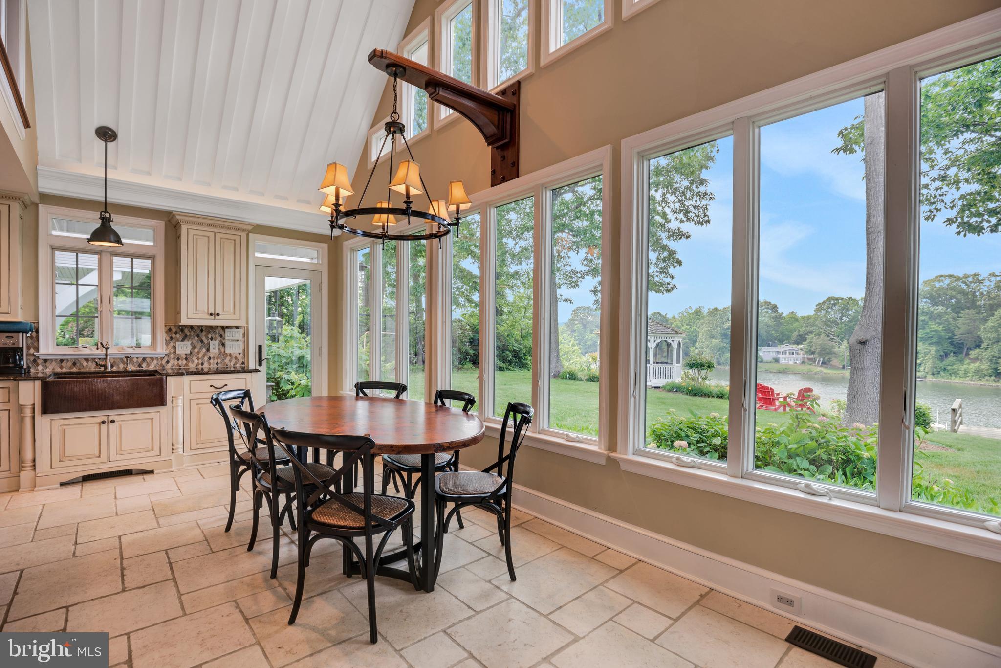 MARVA POINT - Residential