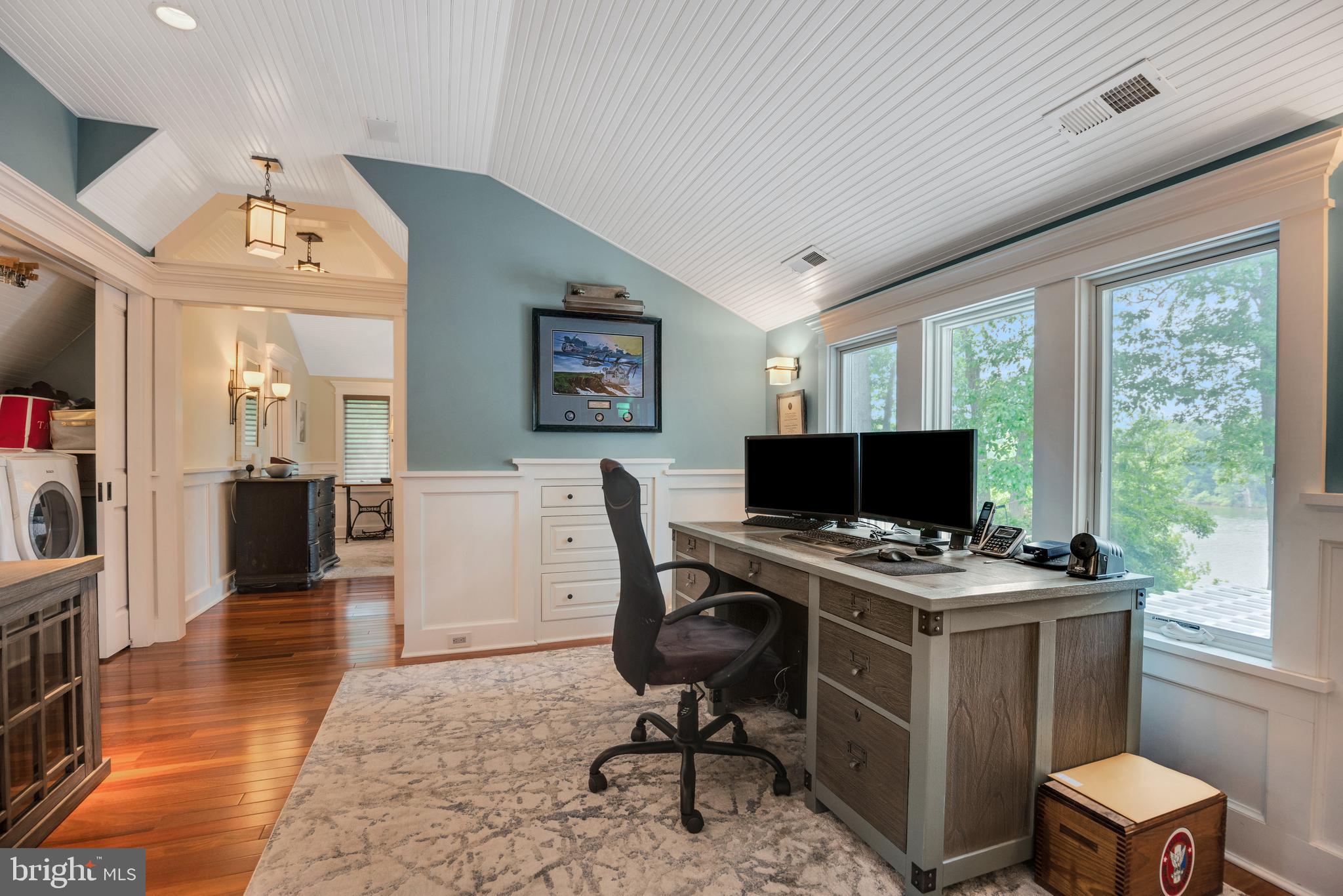 MARVA POINT - Residential