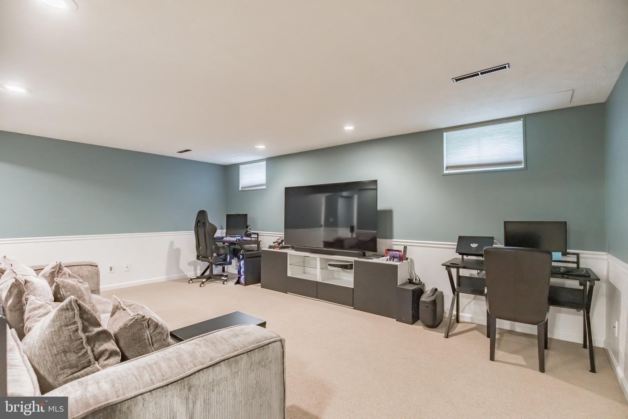 MARVA POINT - Residential