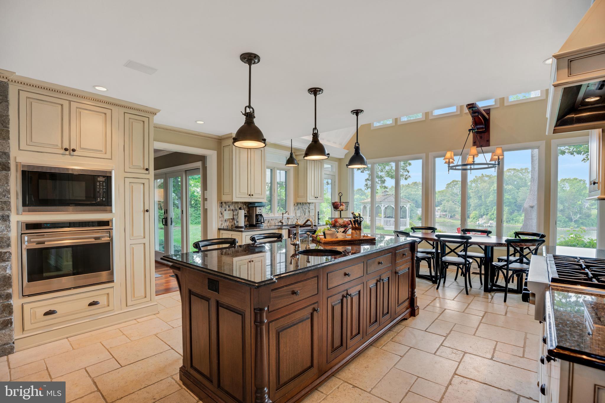 MARVA POINT - Residential