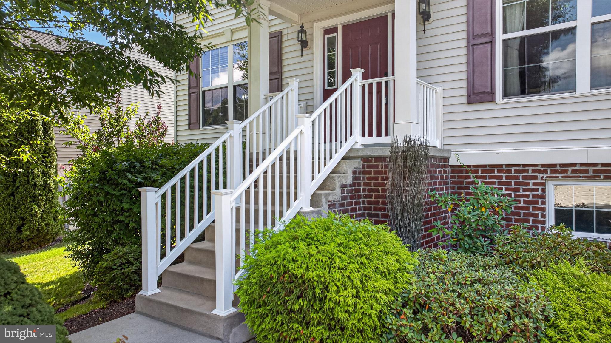1 CAMERON COURT