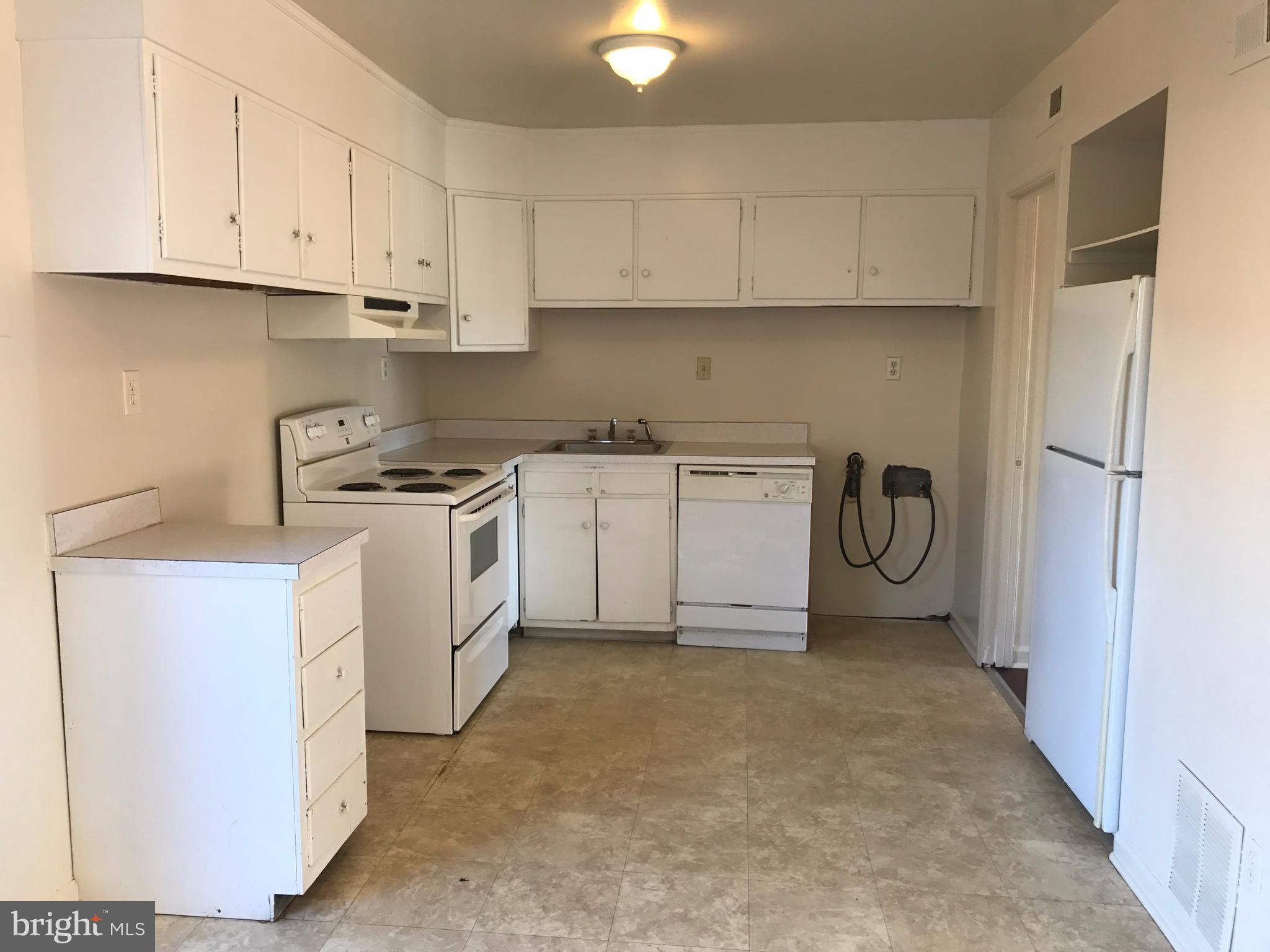 BRAGG HILL TOWNHOUSES - Residential Lease