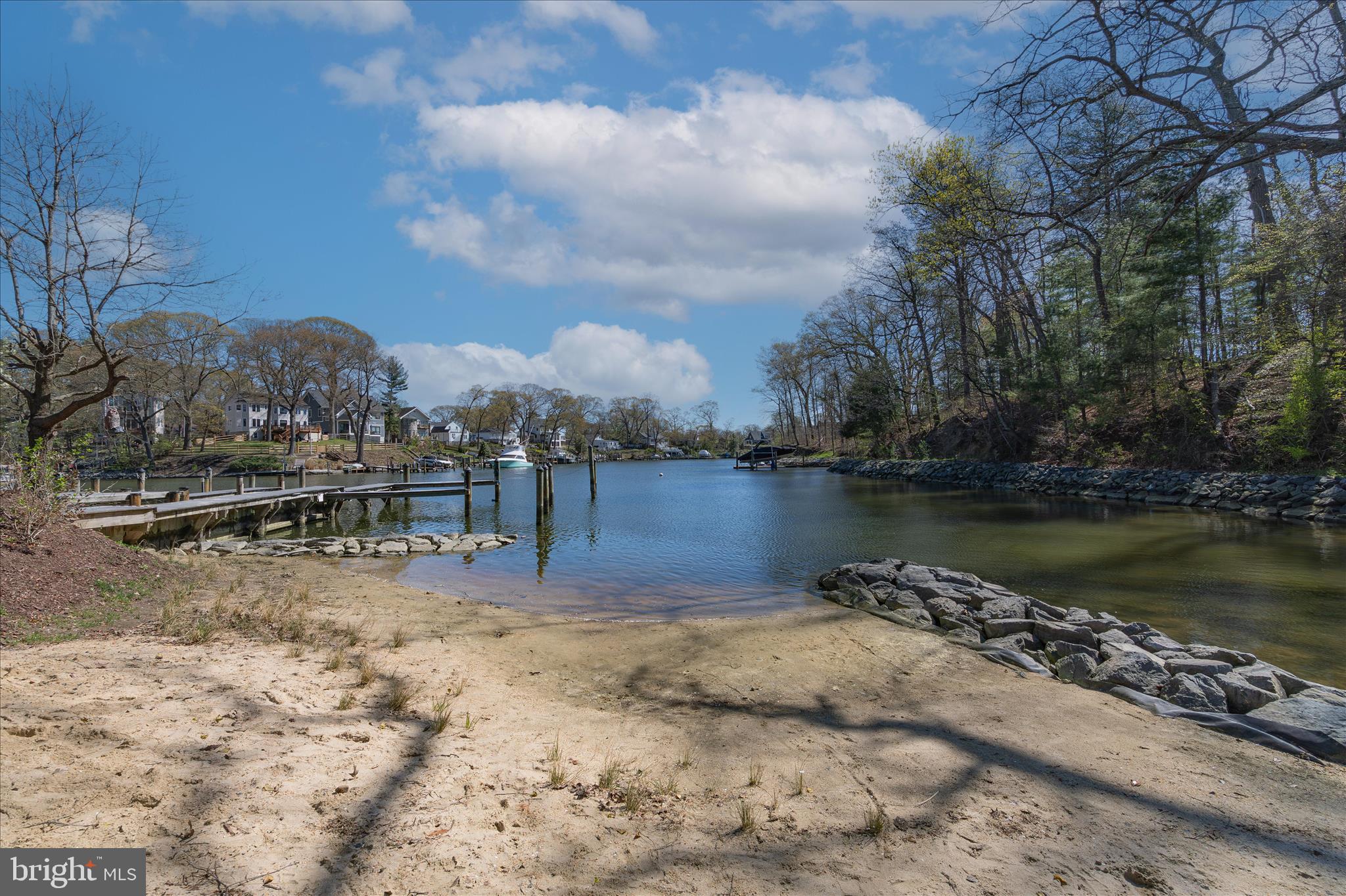 STEWARTS LANDING - Residential