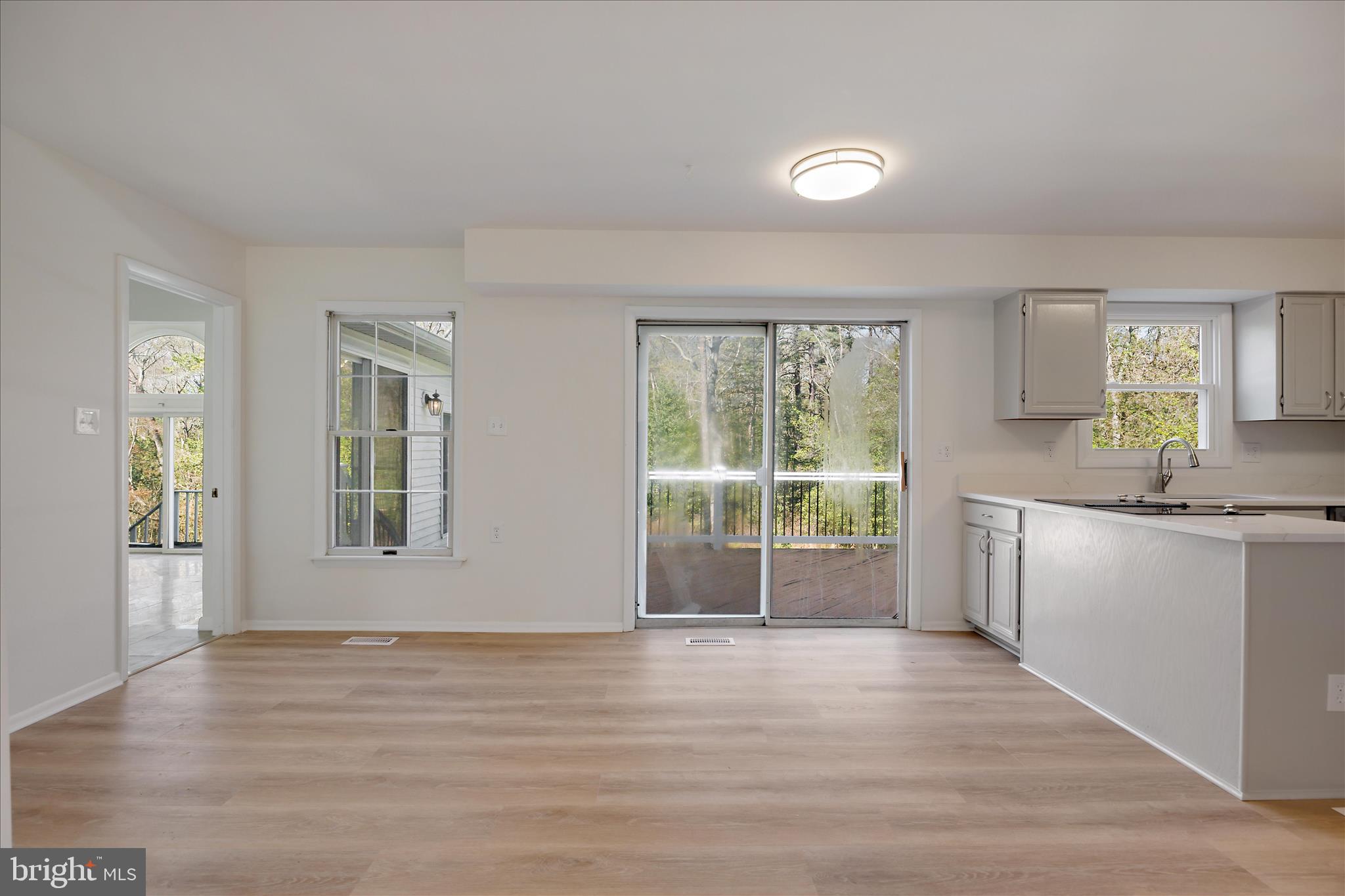 STEWARTS LANDING - Residential