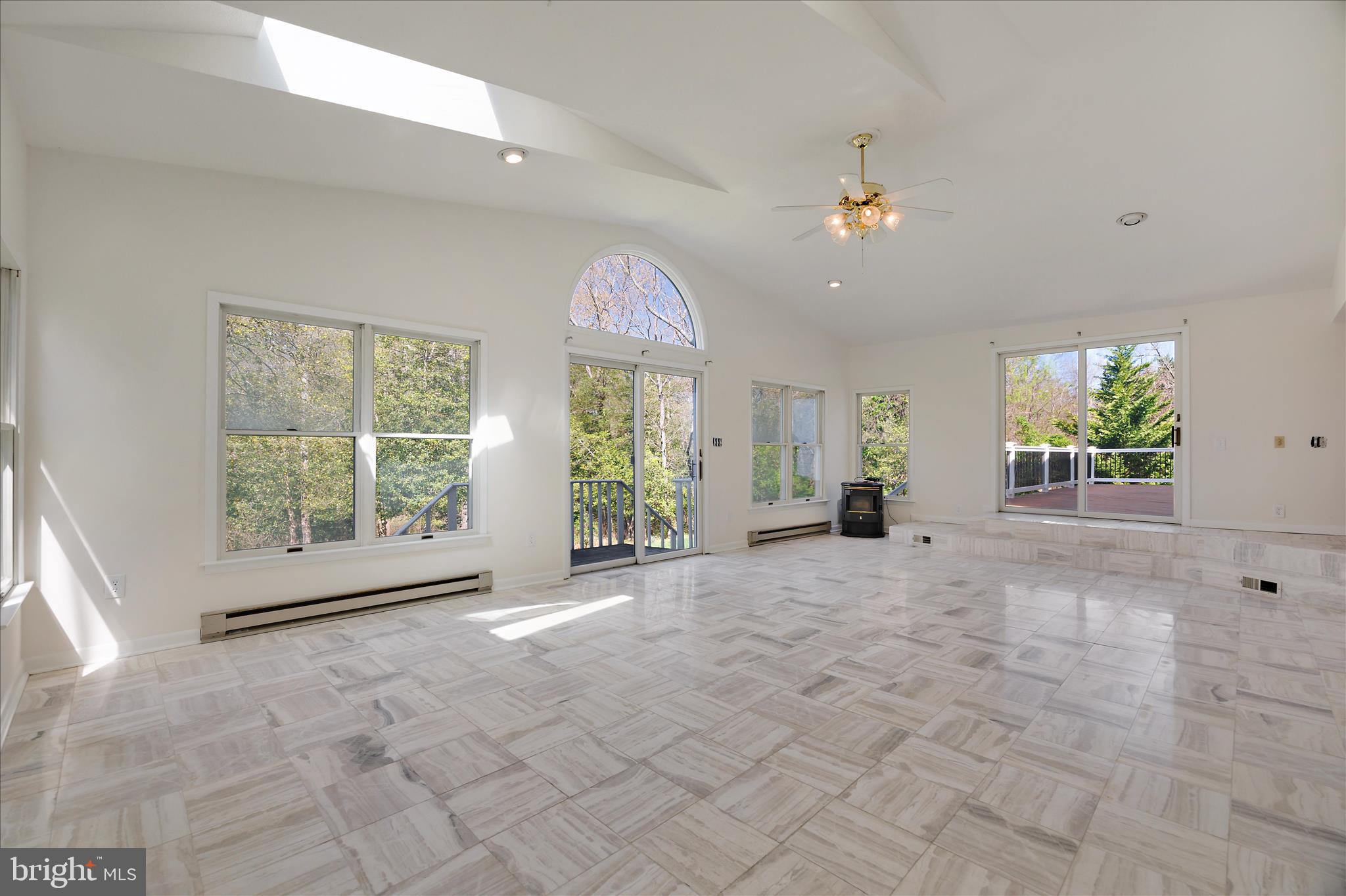 STEWARTS LANDING - Residential