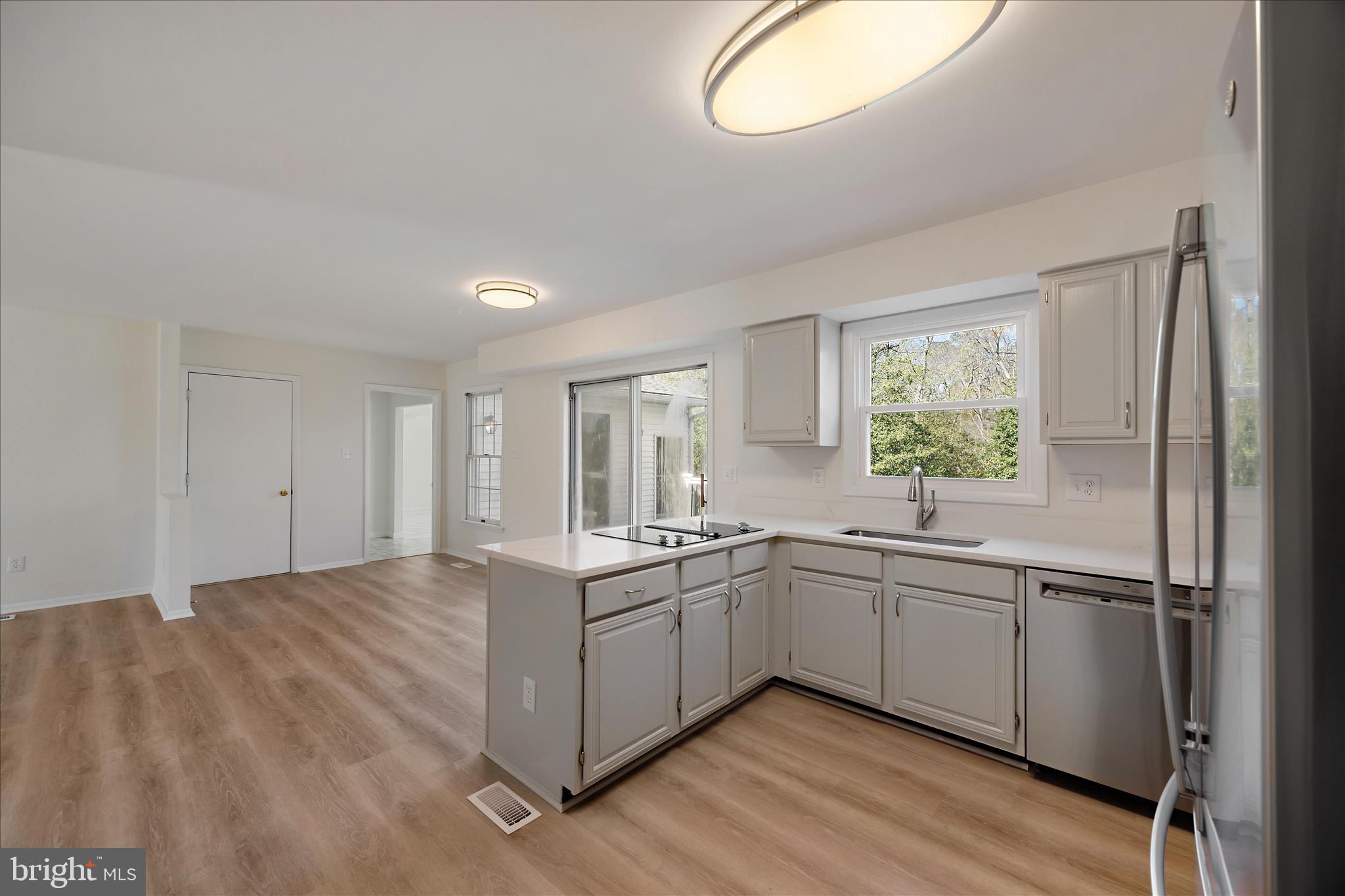 STEWARTS LANDING - Residential