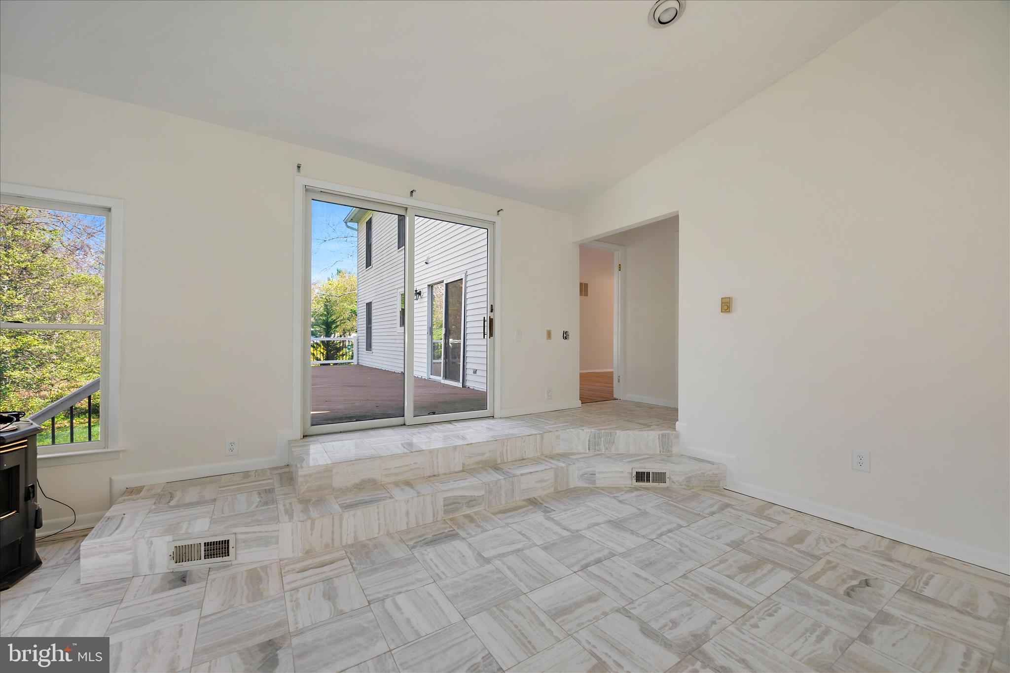 STEWARTS LANDING - Residential