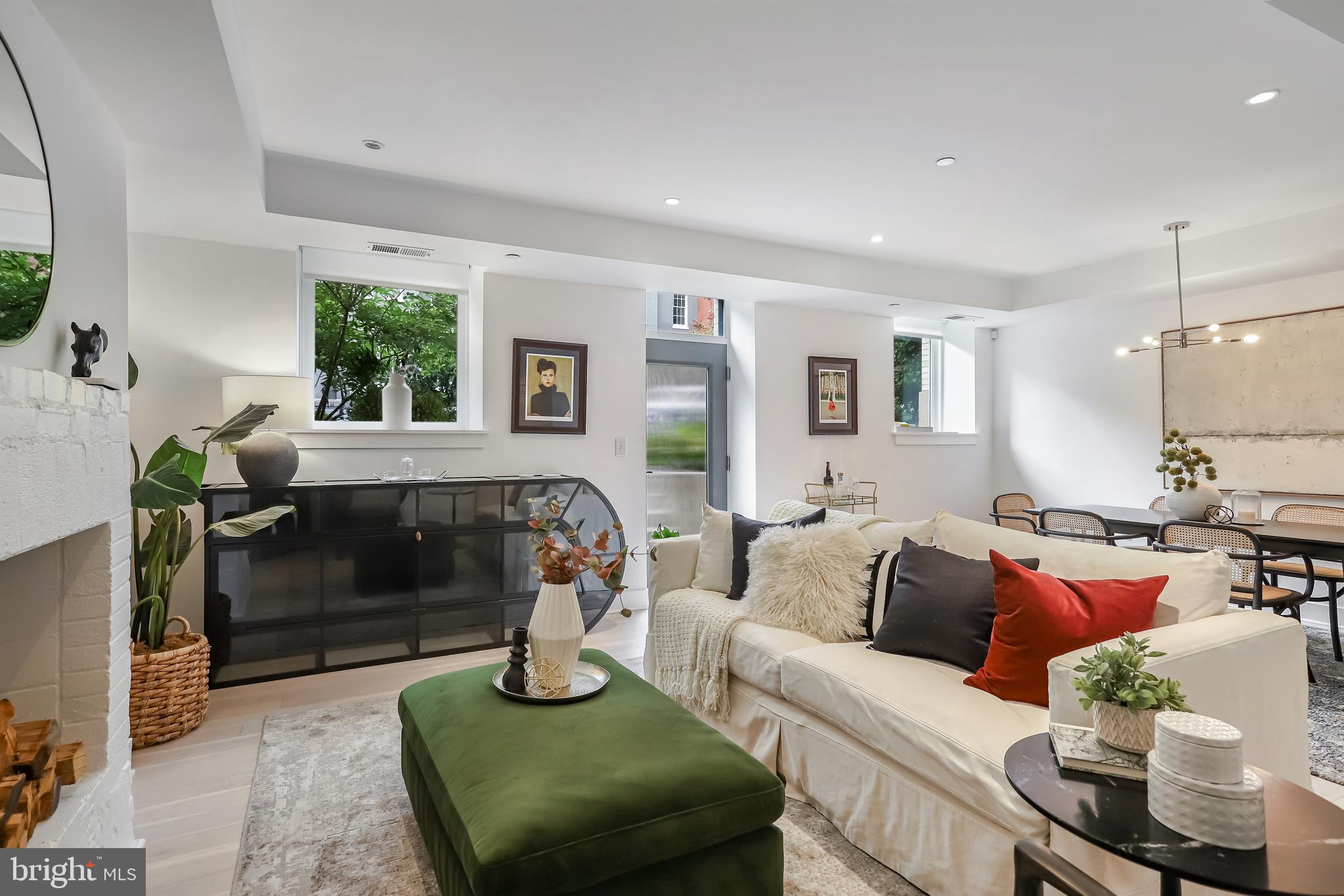 1745 N STREET NW G01