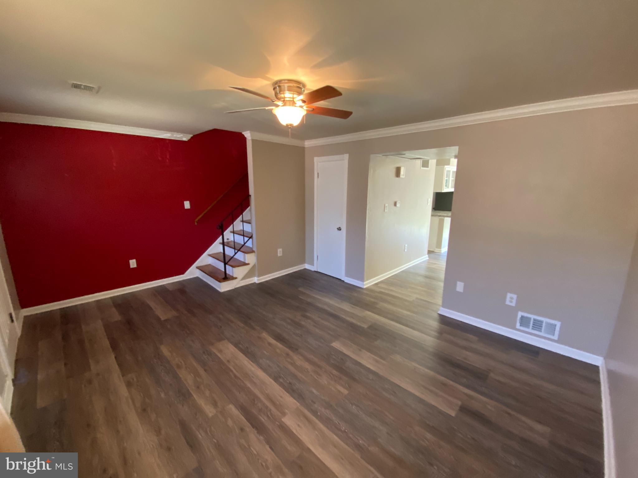 DALE CITY - Residential Lease