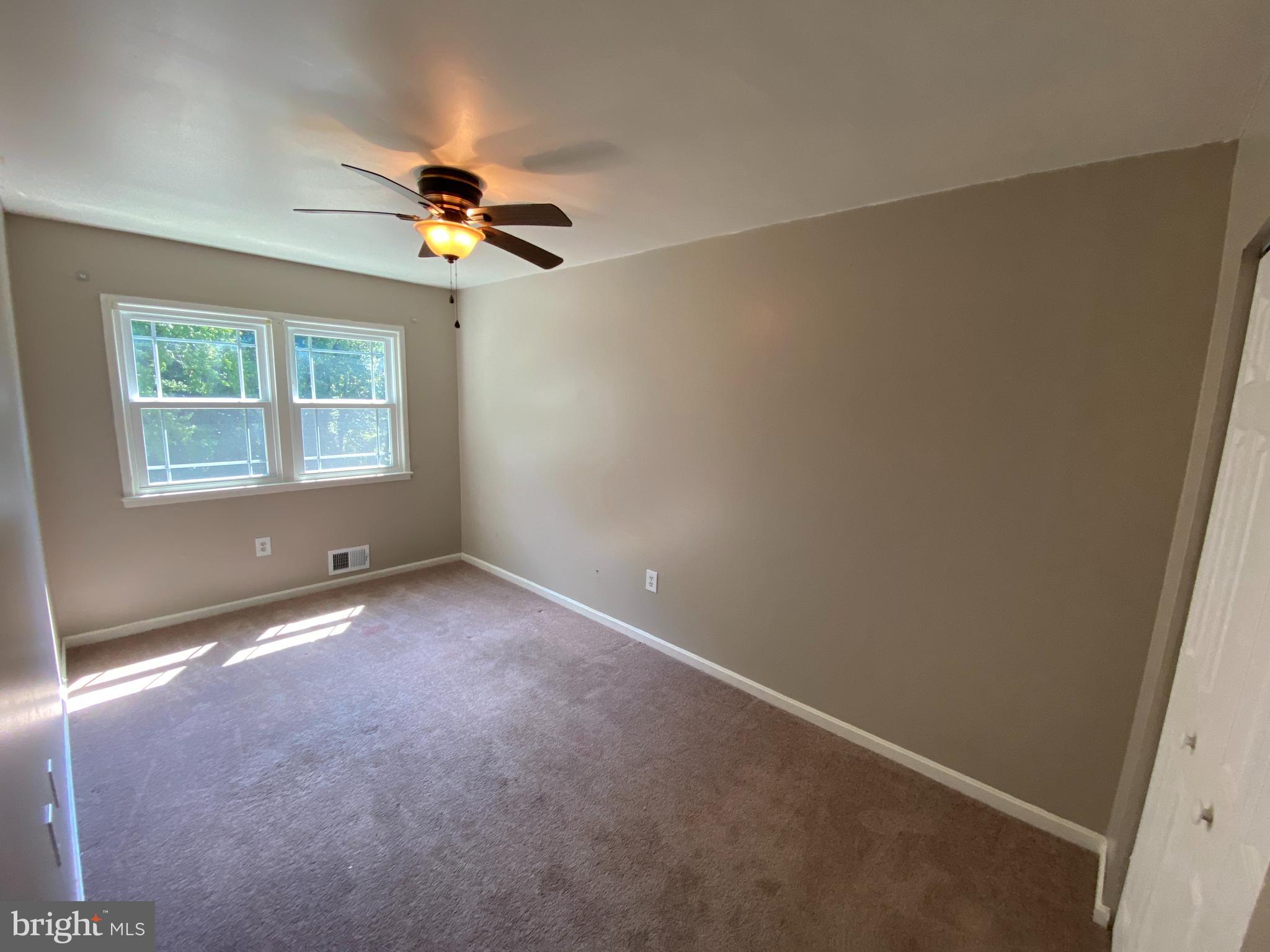 DALE CITY - Residential Lease