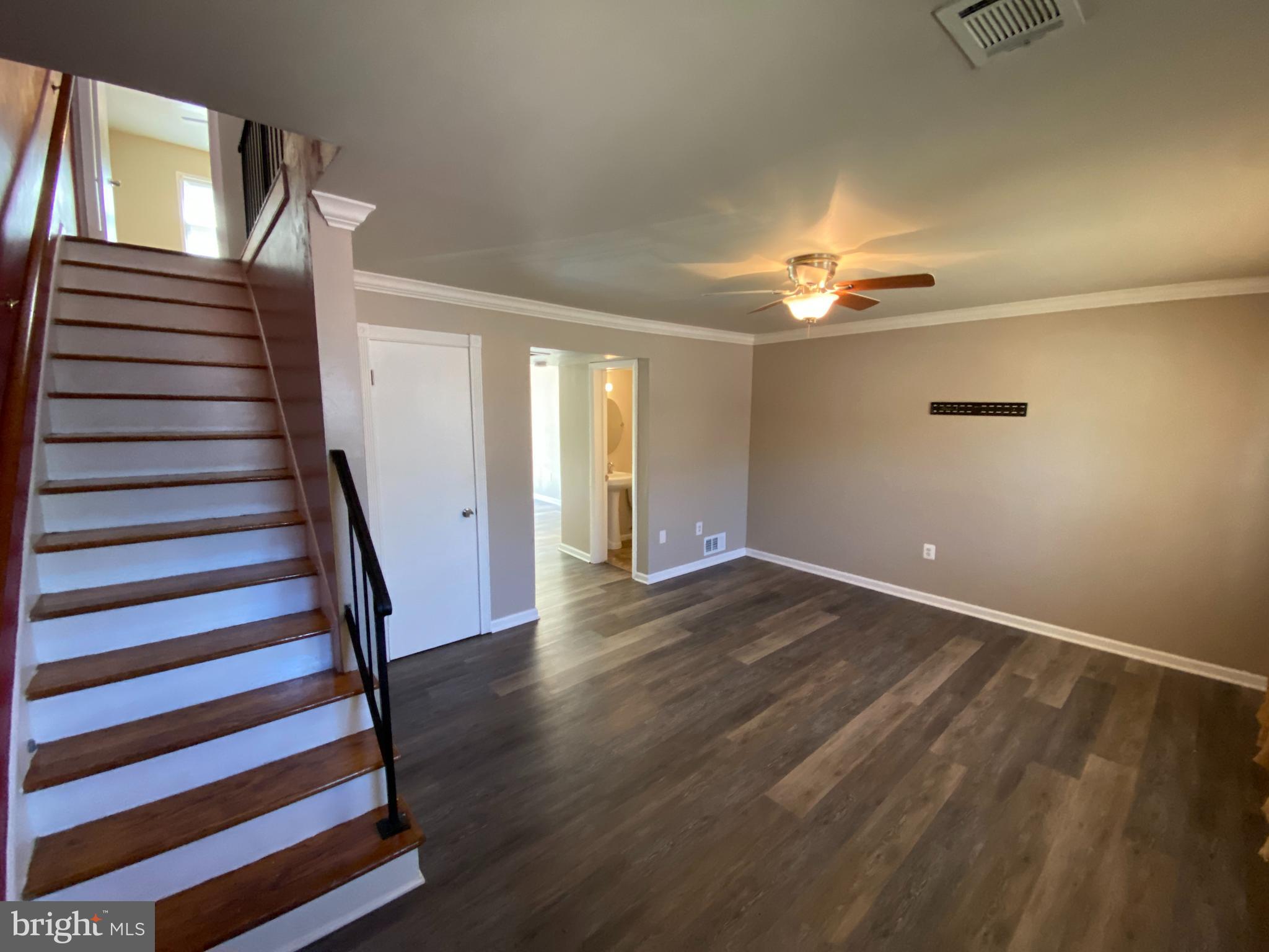 DALE CITY - Residential Lease