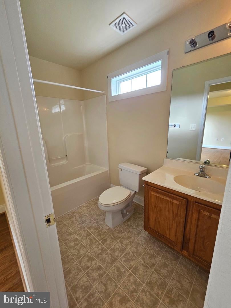 887 PERSIMMON PLACE
