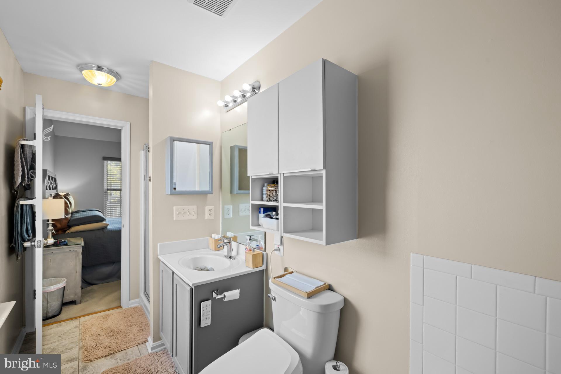 TEMPLE PLAZA-PLAT 1> - Residential