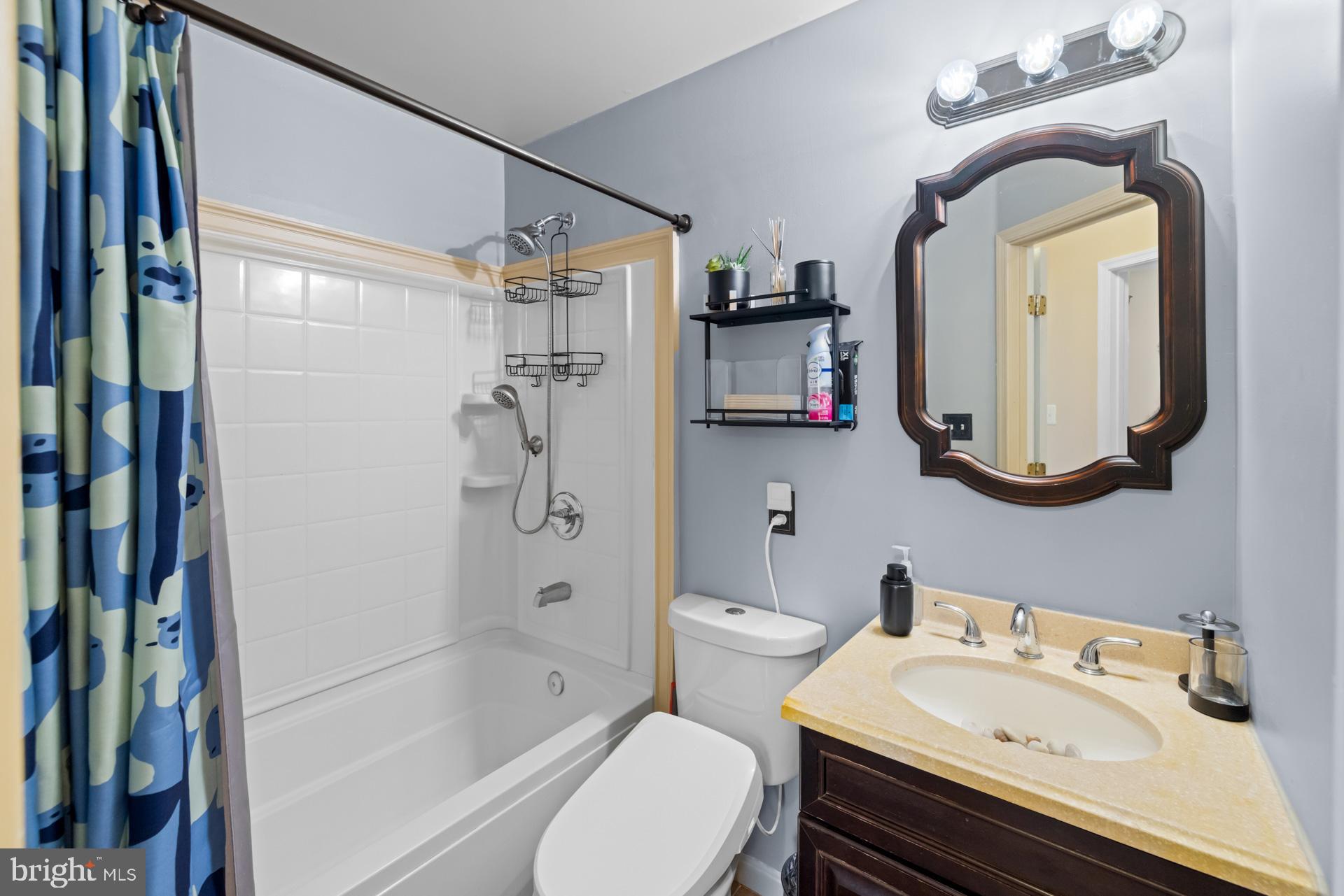 TEMPLE PLAZA-PLAT 1> - Residential