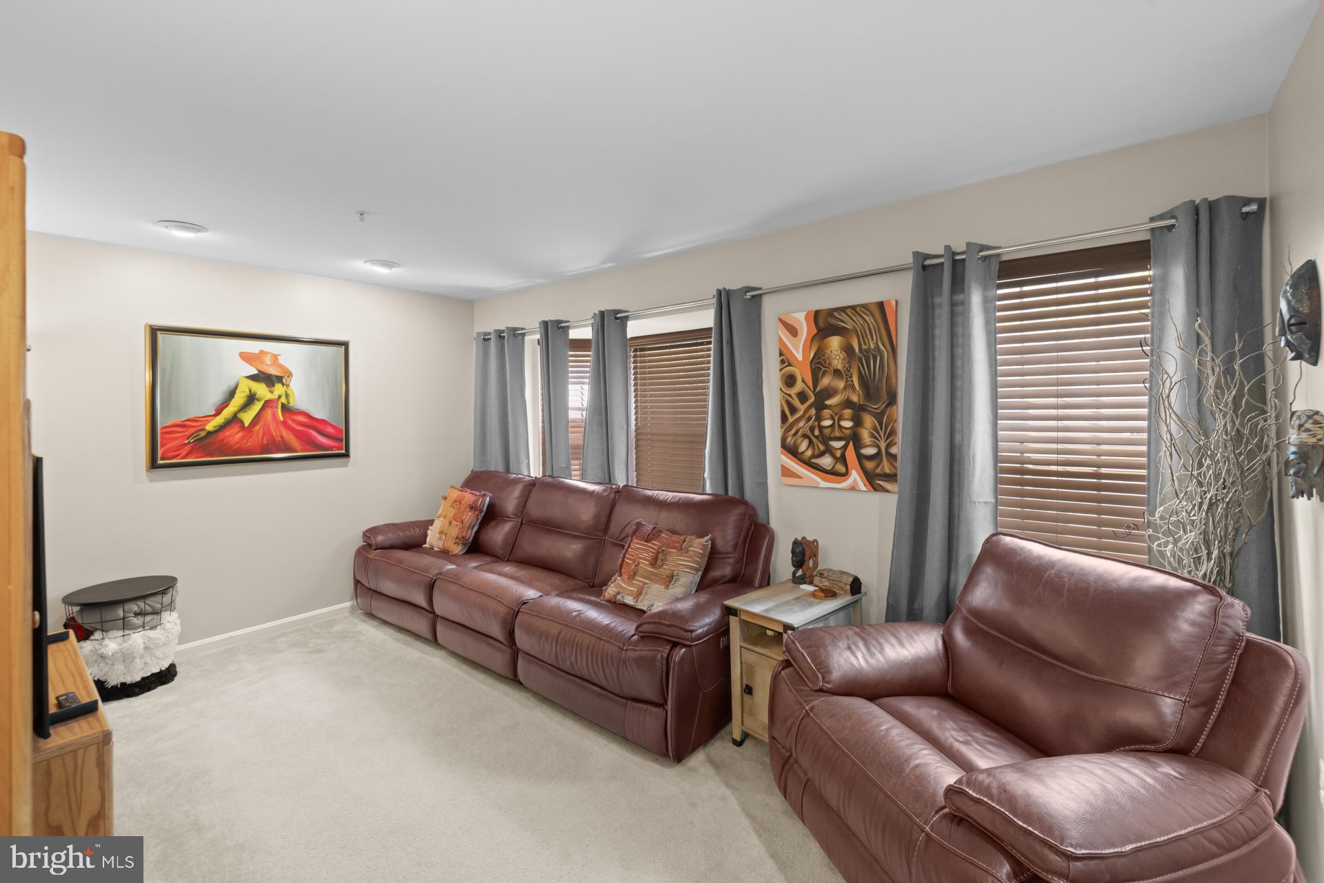 TEMPLE PLAZA-PLAT 1> - Residential