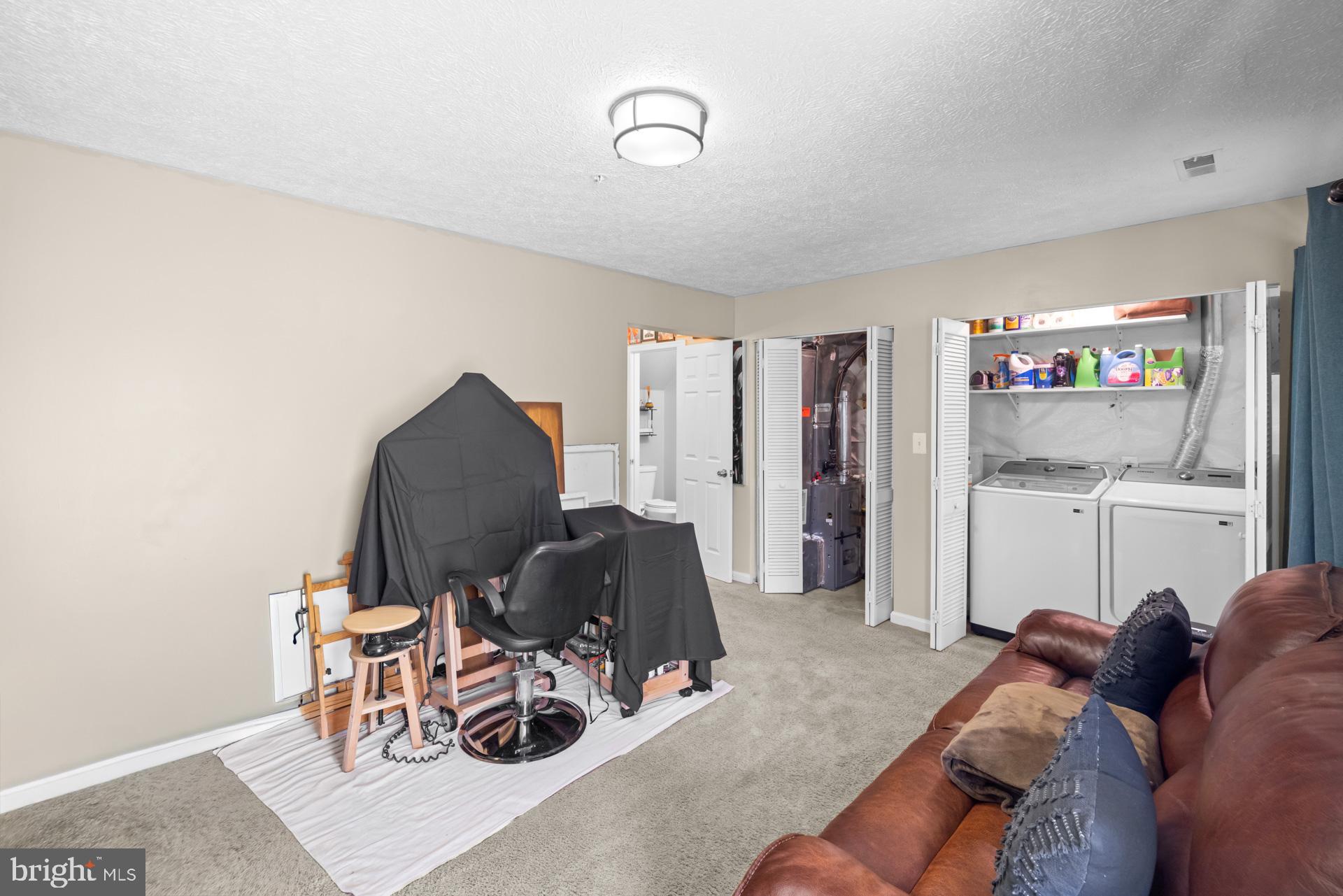 TEMPLE PLAZA-PLAT 1> - Residential