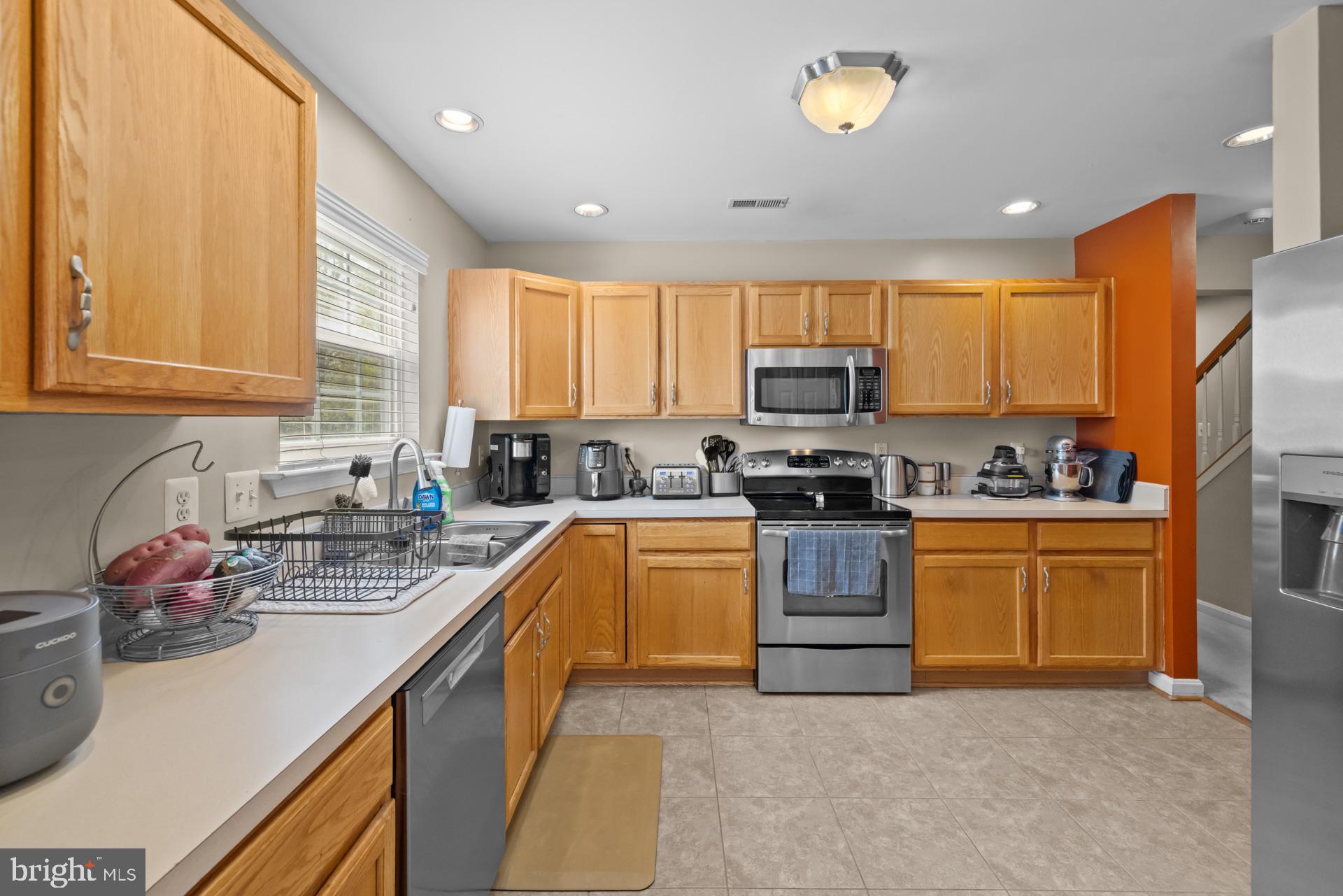 TEMPLE PLAZA-PLAT 1> - Residential