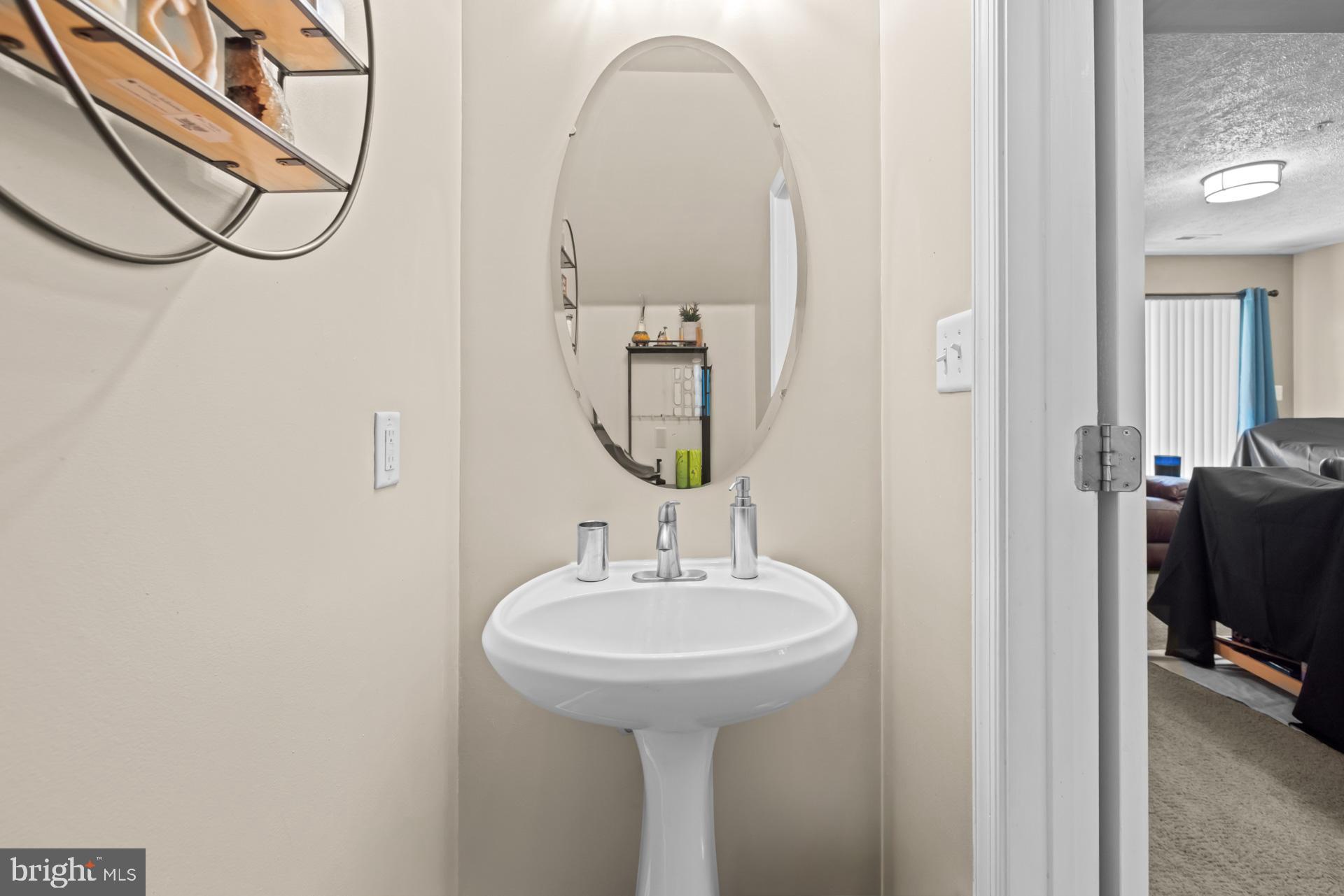 TEMPLE PLAZA-PLAT 1> - Residential