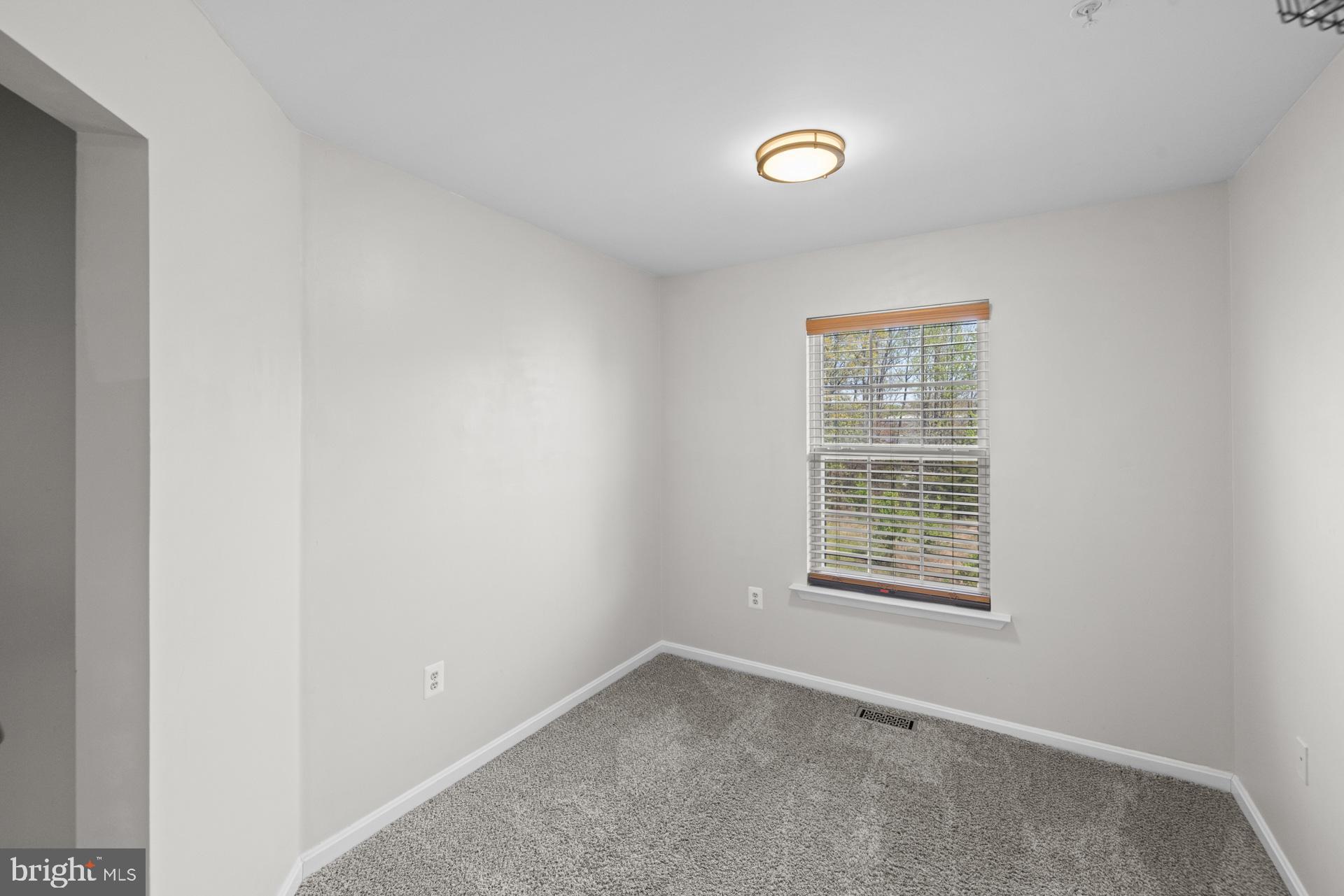 TEMPLE PLAZA-PLAT 1> - Residential