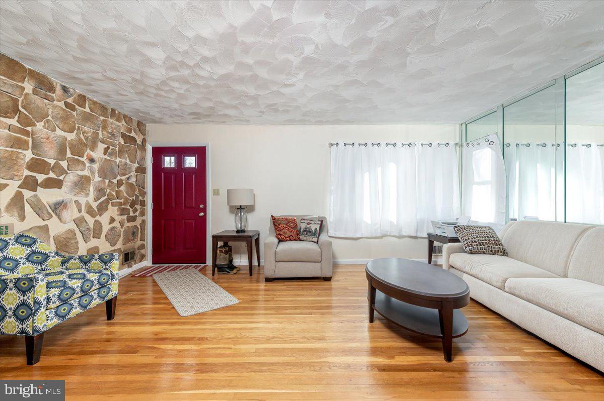 PEPPER MILL VILLAGE - Residential