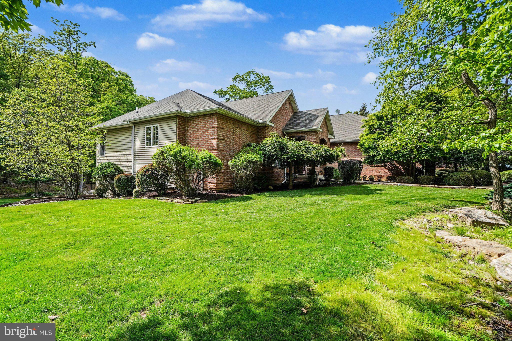 WHITE ROCK ACRES - Residential