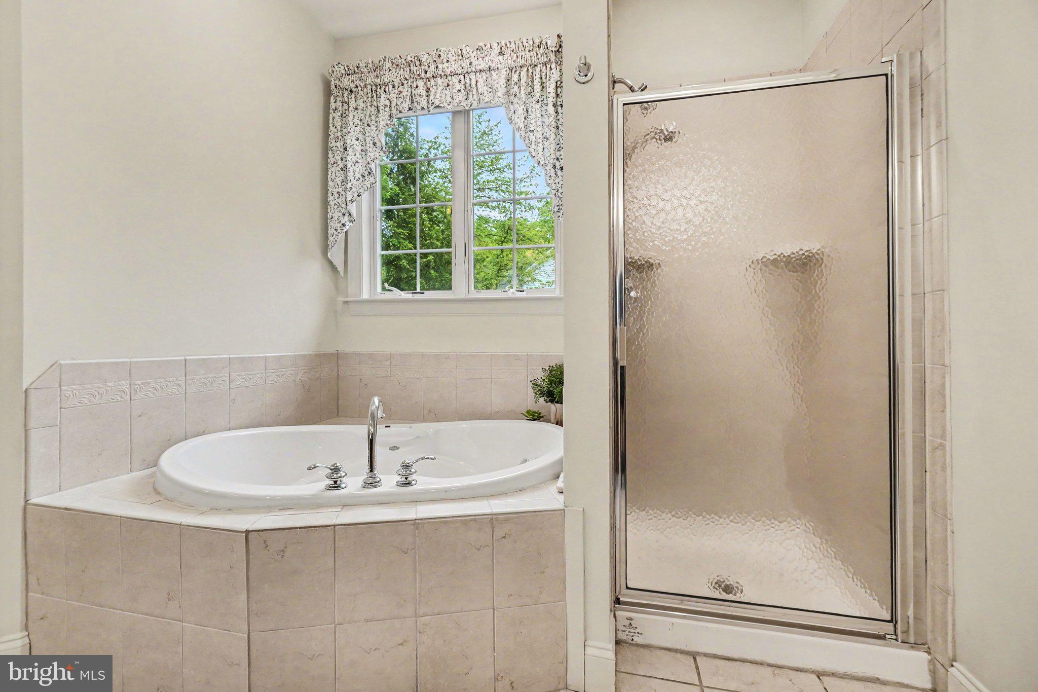 WHITE ROCK ACRES - Residential