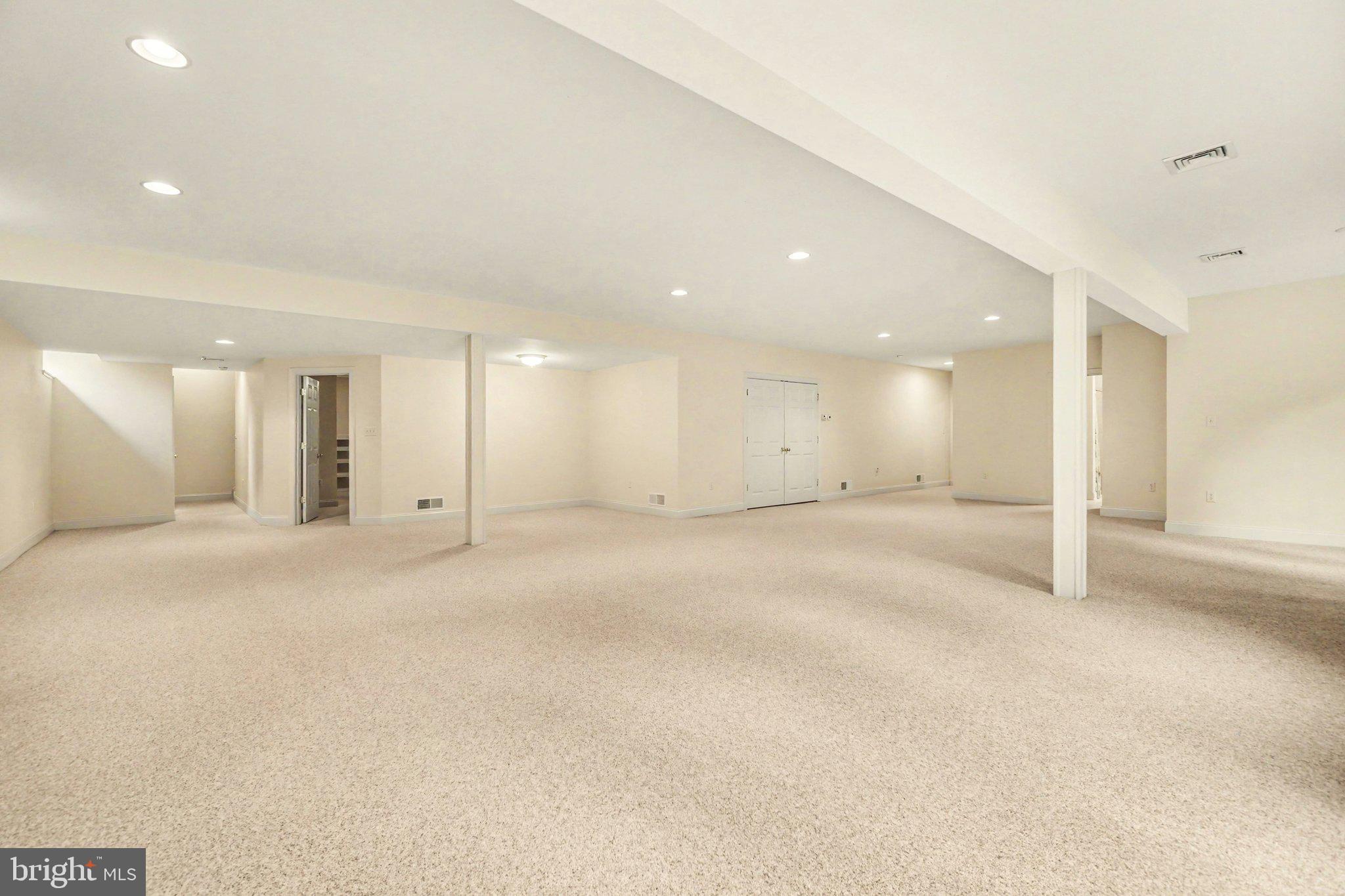 WHITE ROCK ACRES - Residential