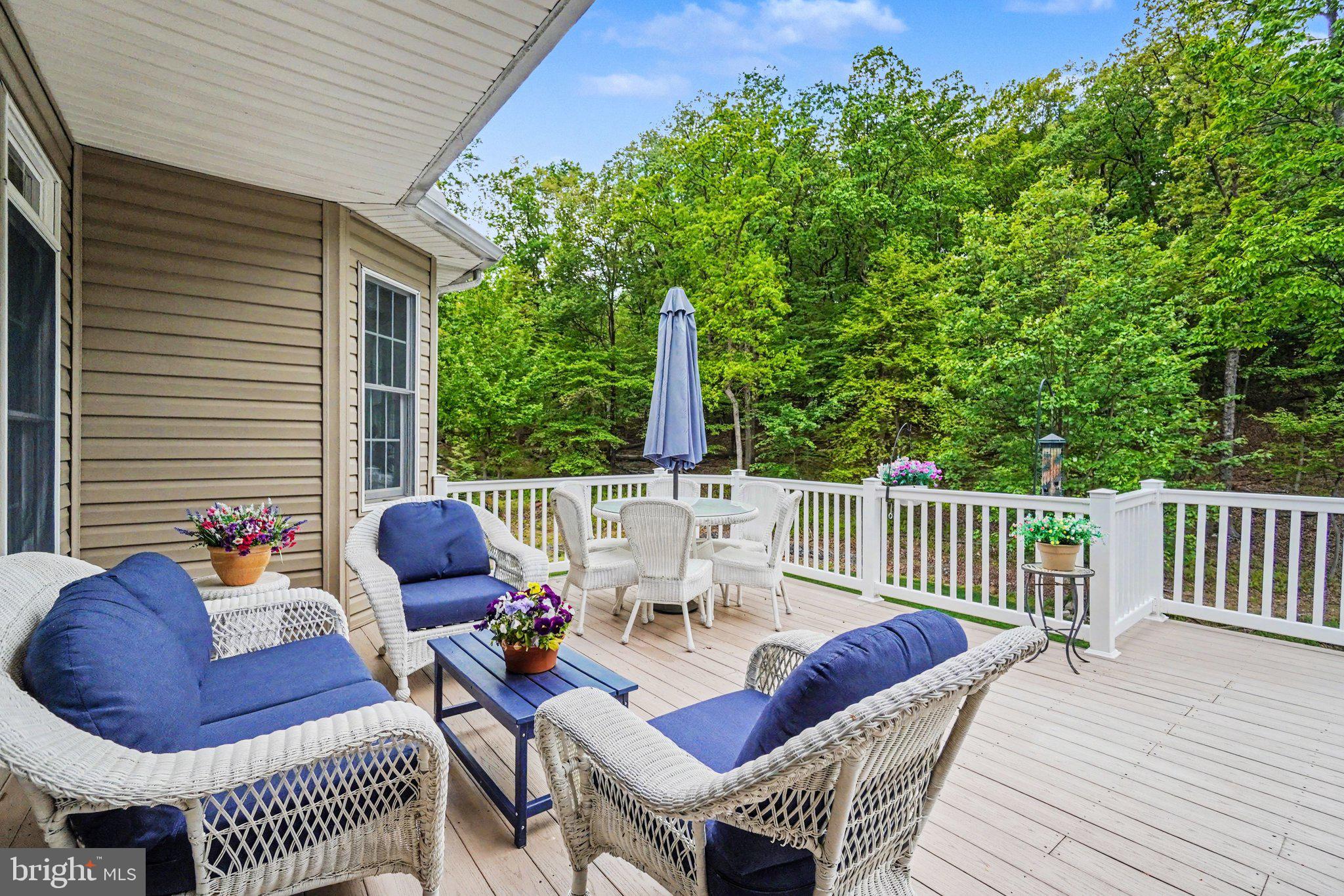 WHITE ROCK ACRES - Residential