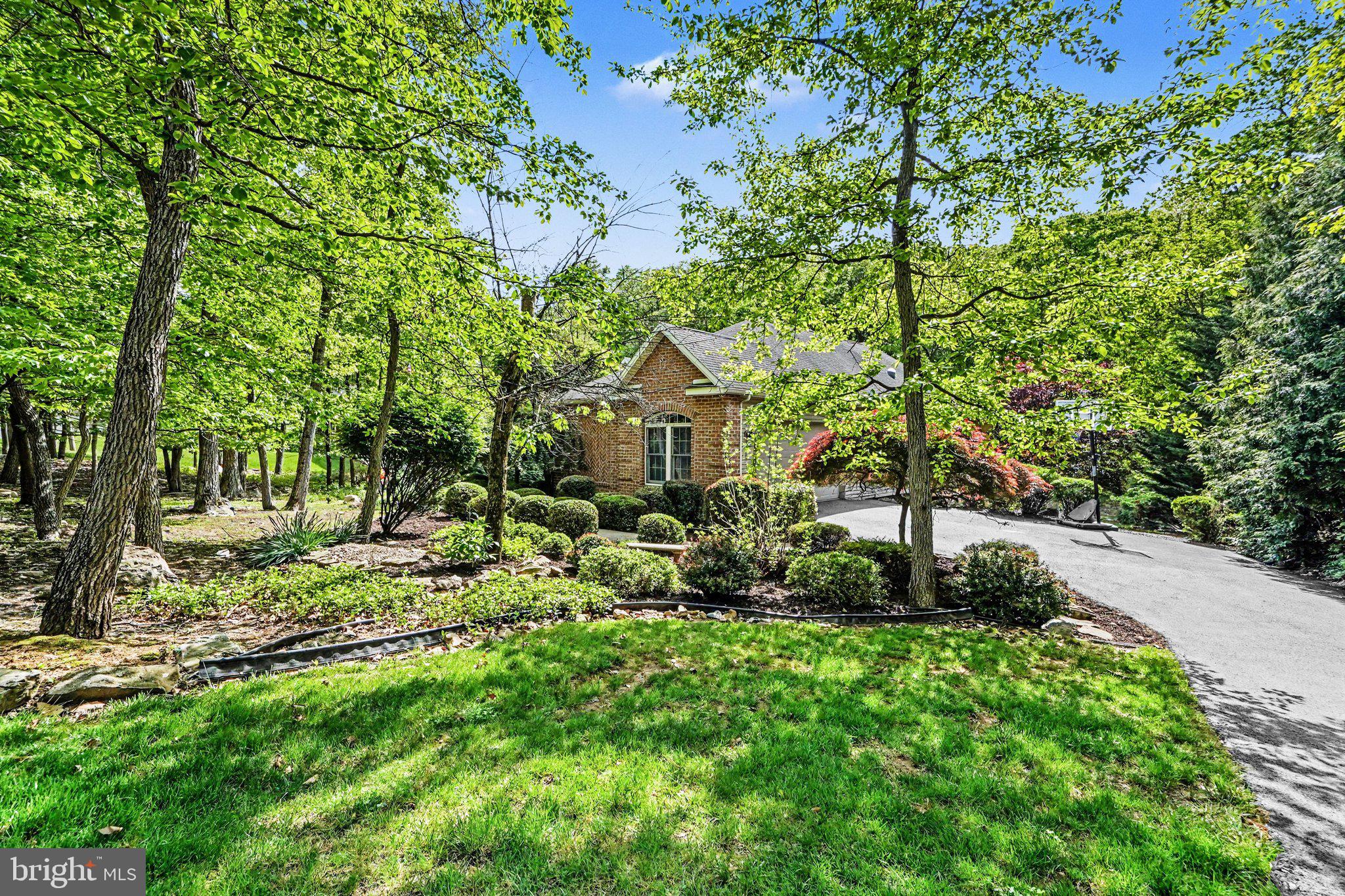 WHITE ROCK ACRES - Residential