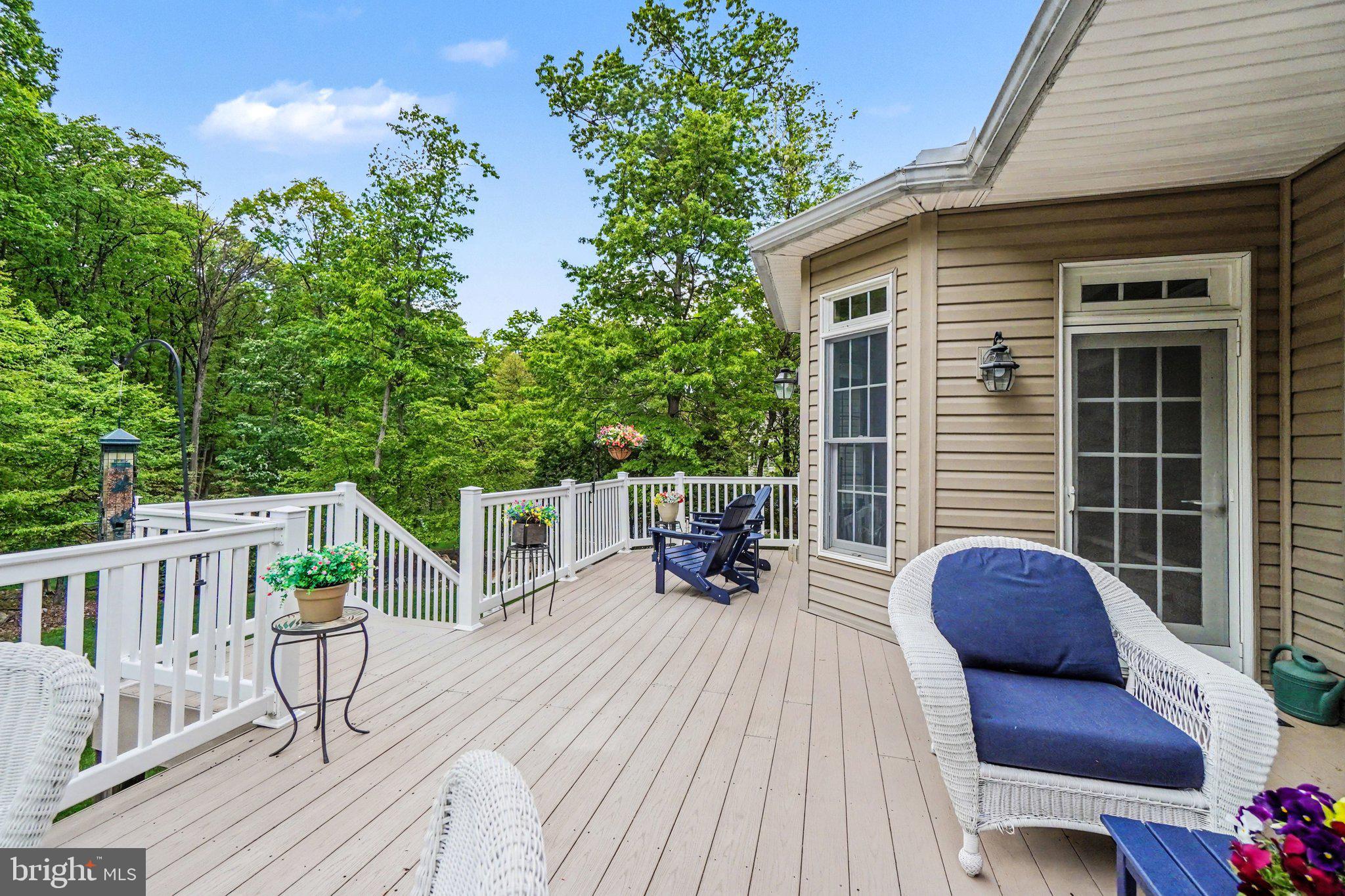 WHITE ROCK ACRES - Residential