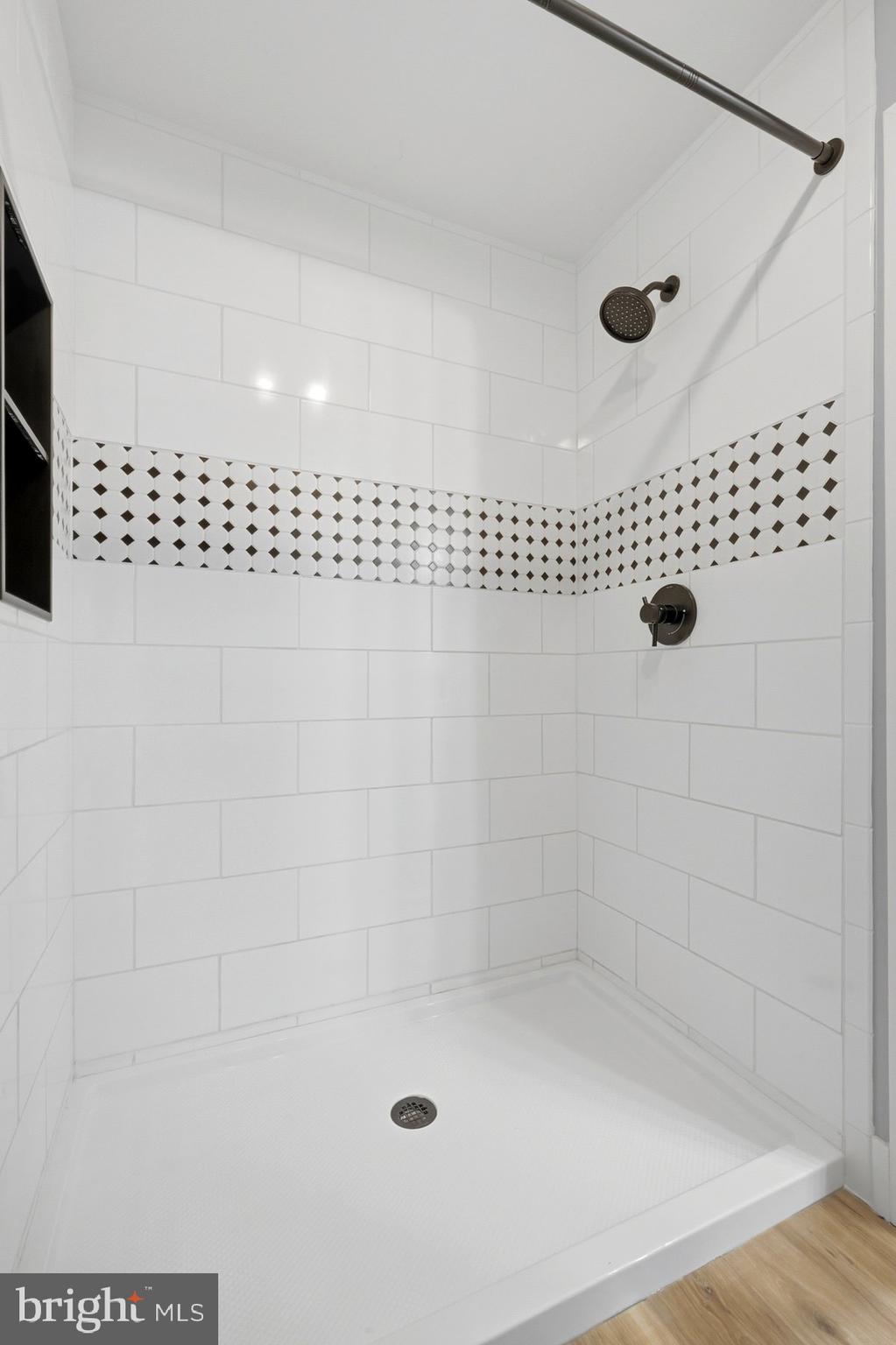 ROCKY SPRING ACRES - Residential