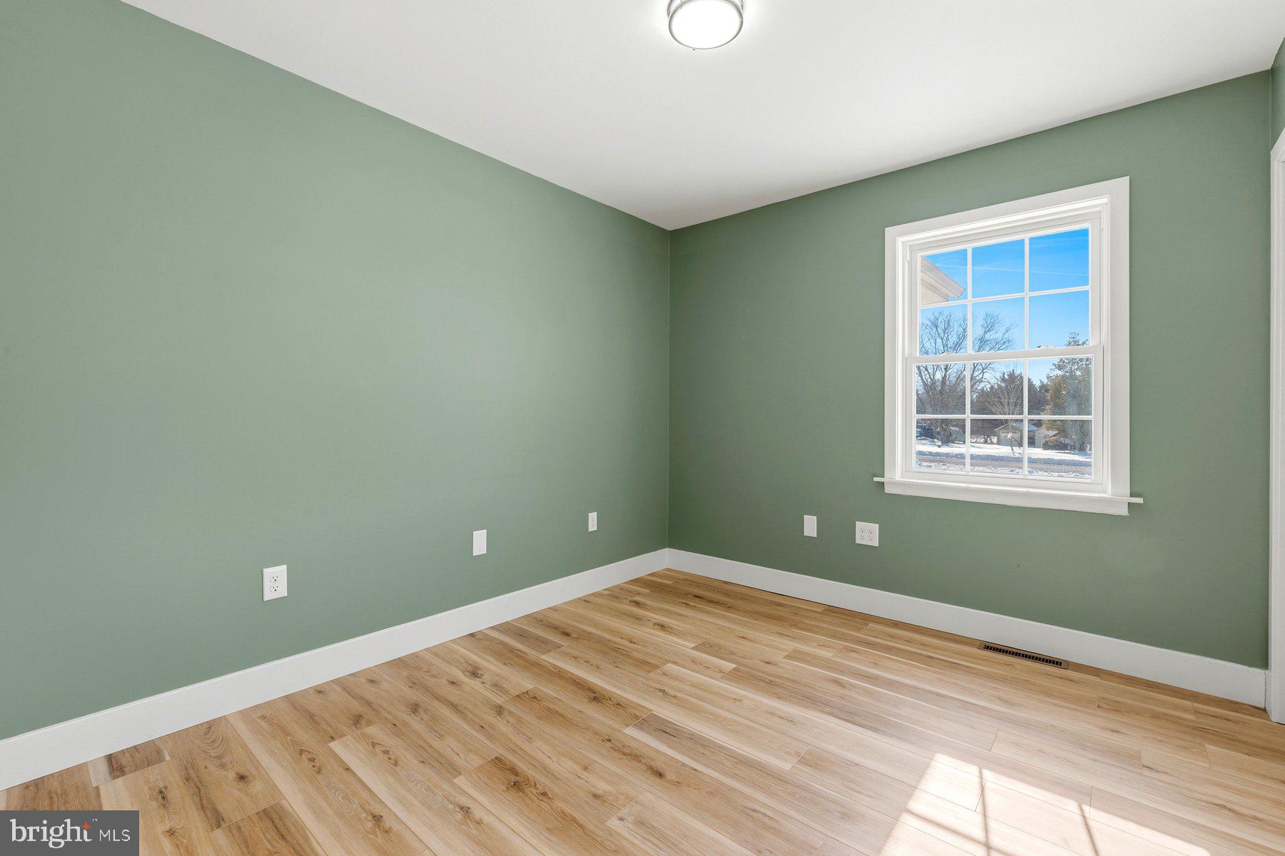 ROCKY SPRING ACRES - Residential