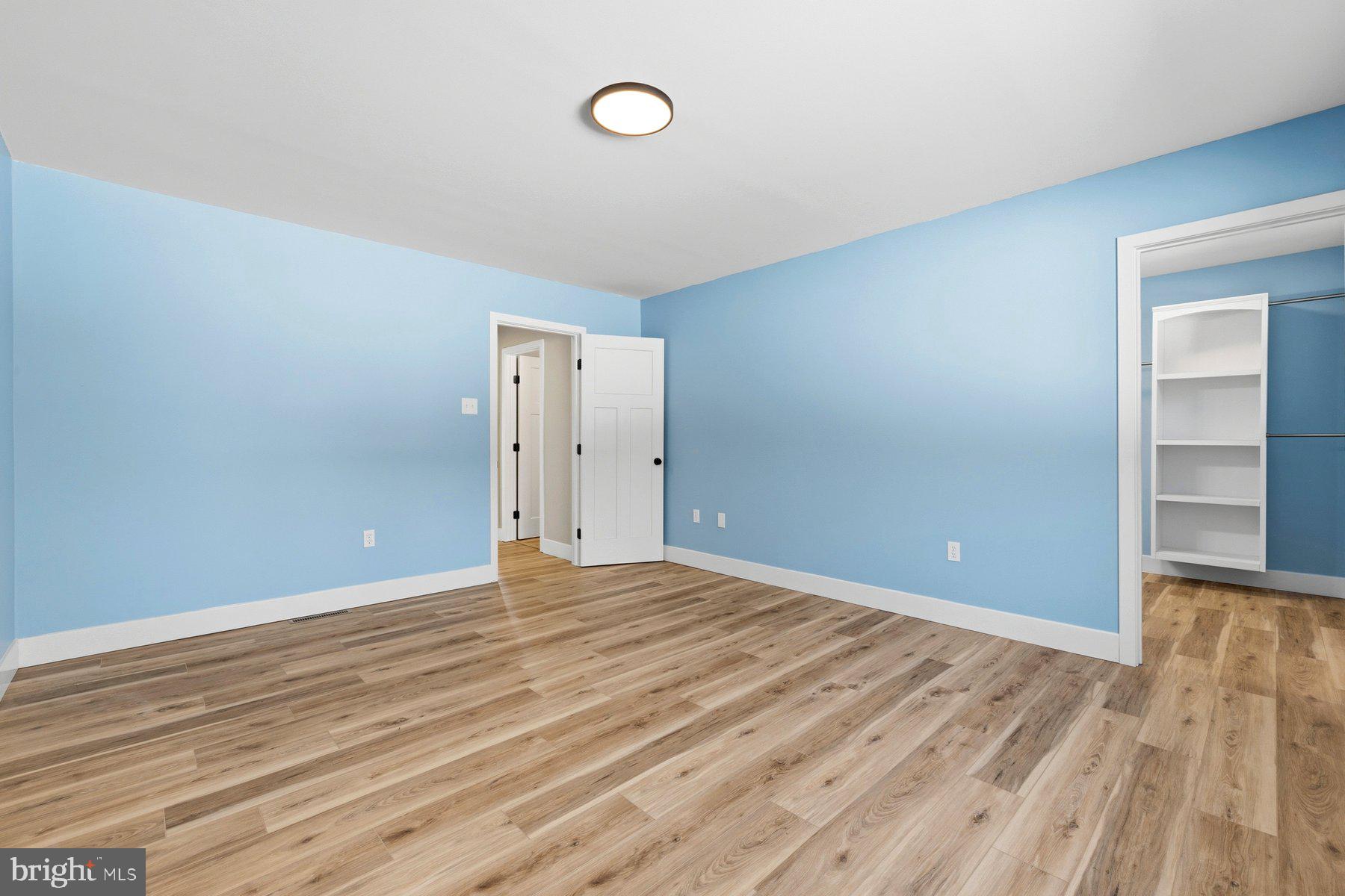 ROCKY SPRING ACRES - Residential