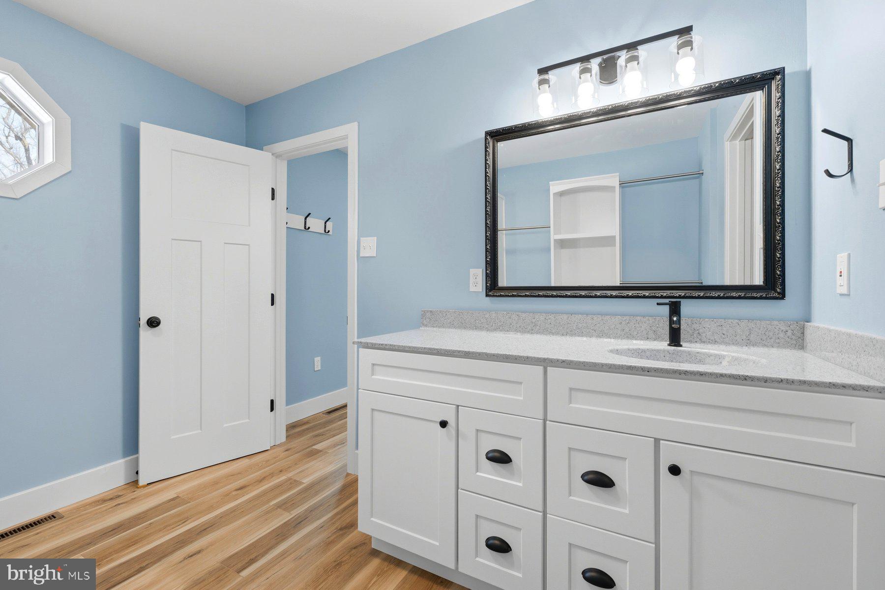 ROCKY SPRING ACRES - Residential