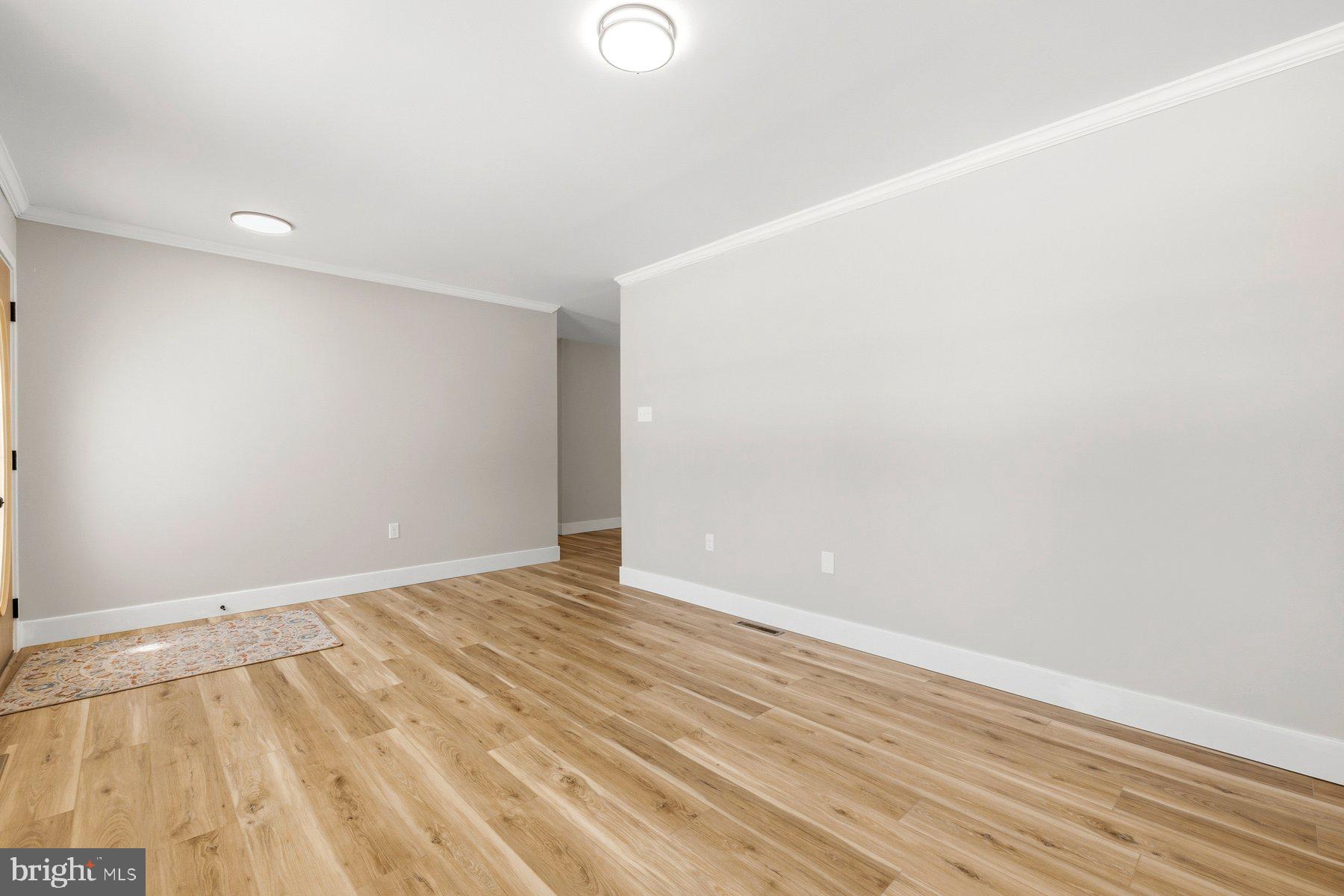 ROCKY SPRING ACRES - Residential