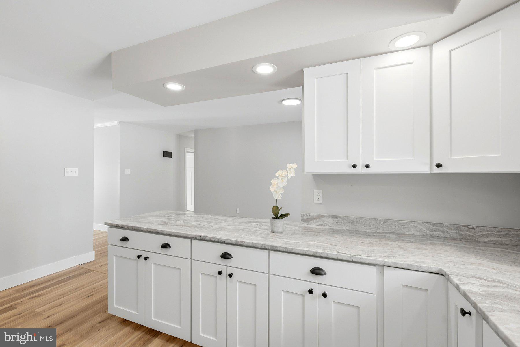 ROCKY SPRING ACRES - Residential