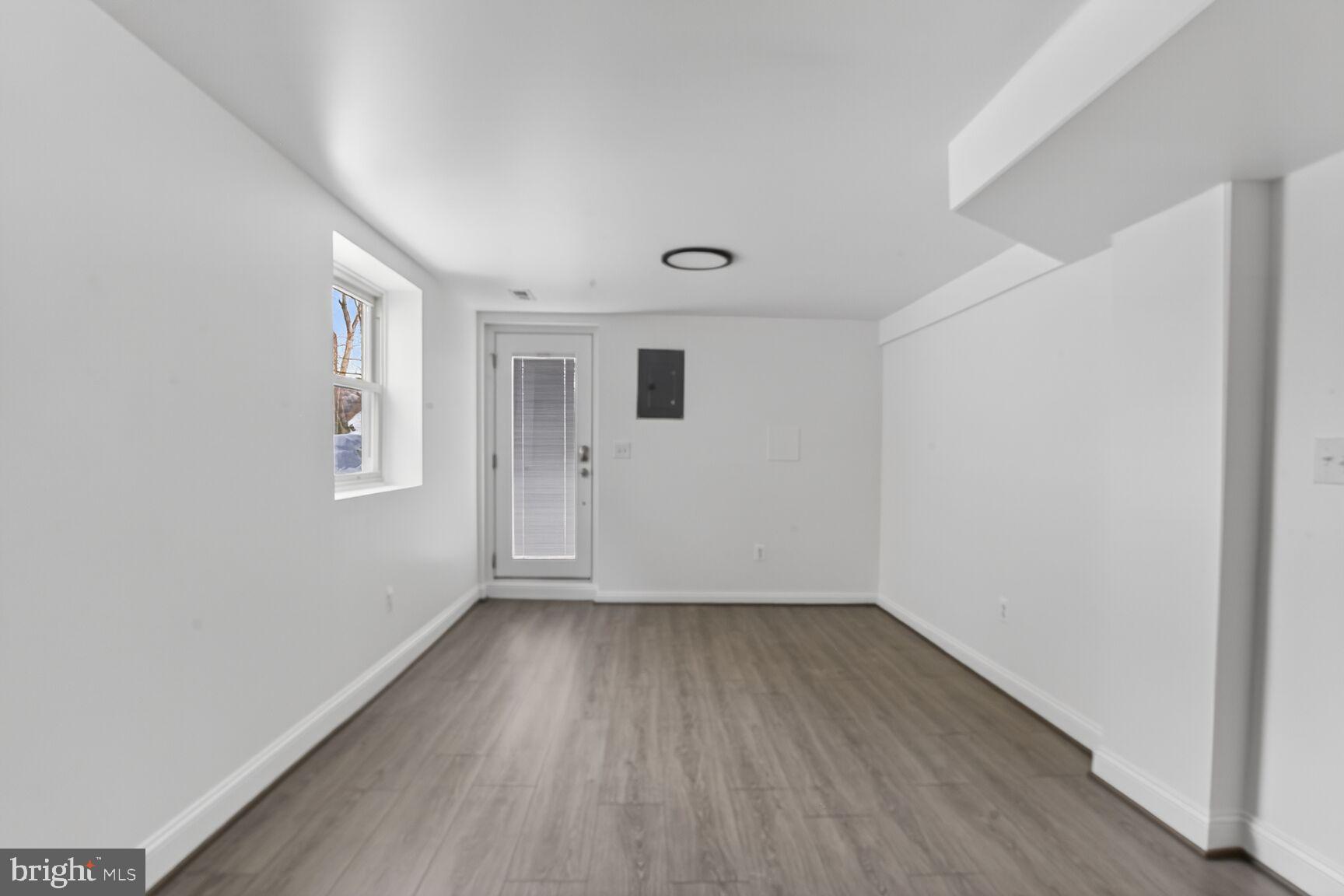 PARKVILLE - Residential