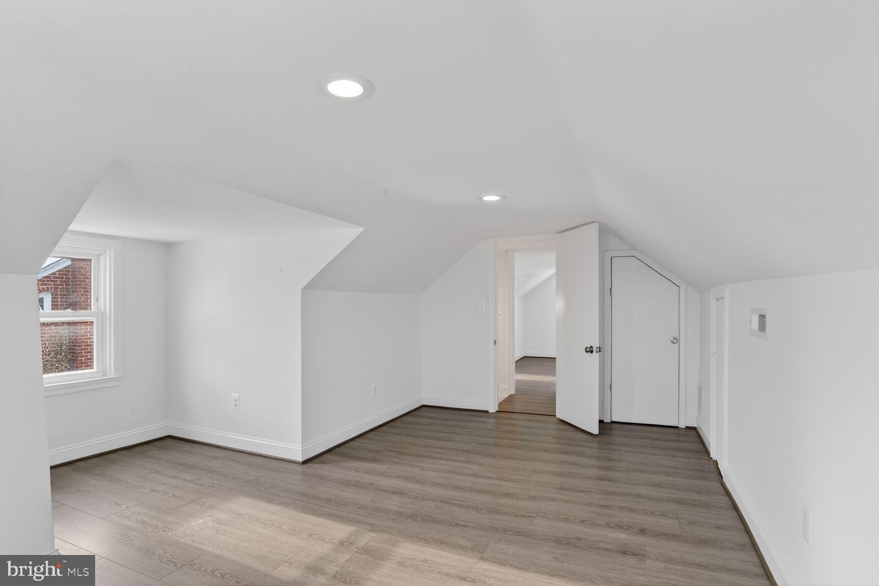 PARKVILLE - Residential