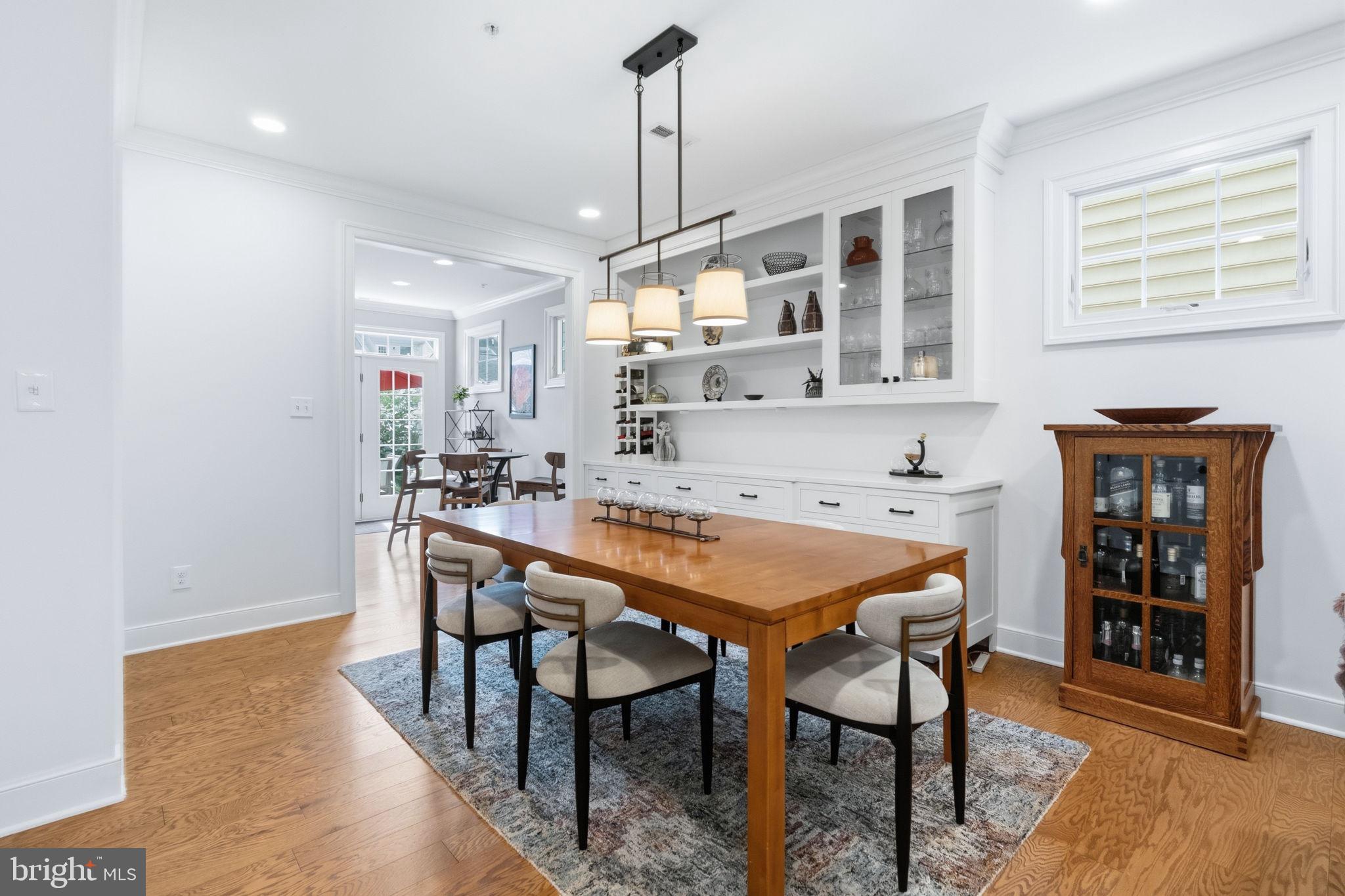 604 MAGNOLIA COURT