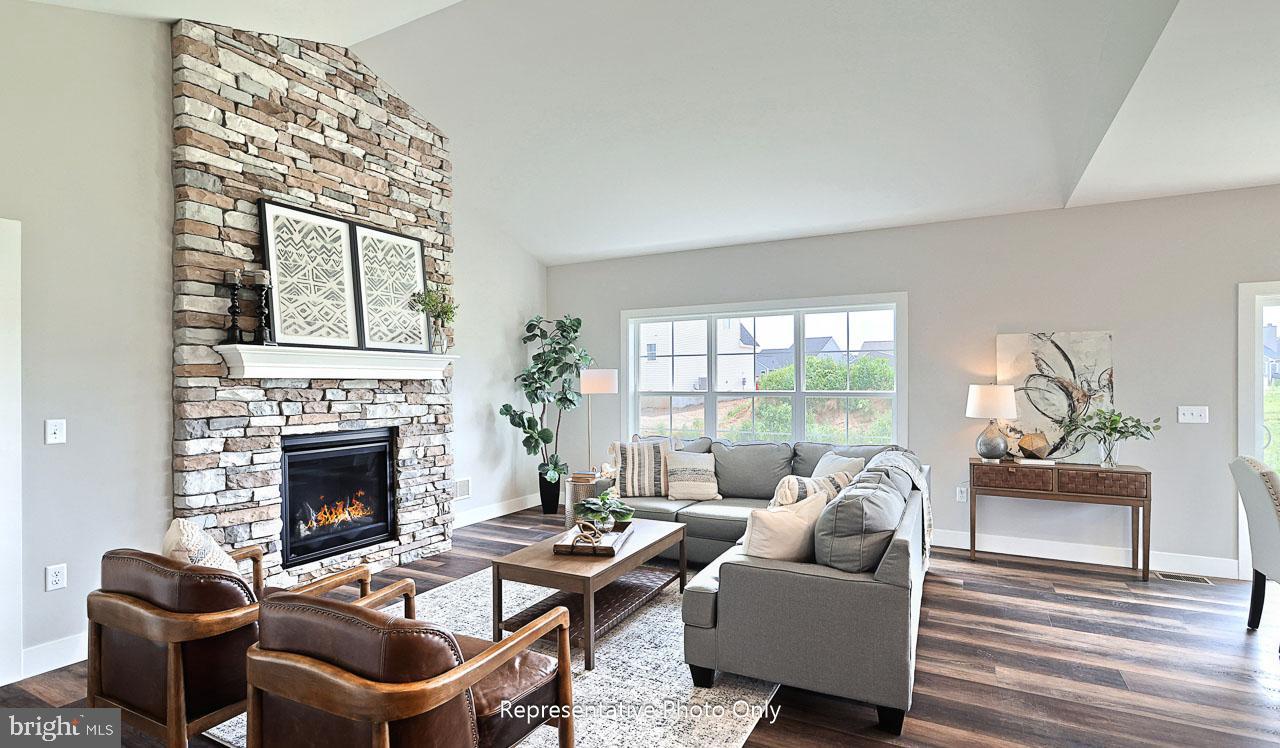 WYNDALE - Residential