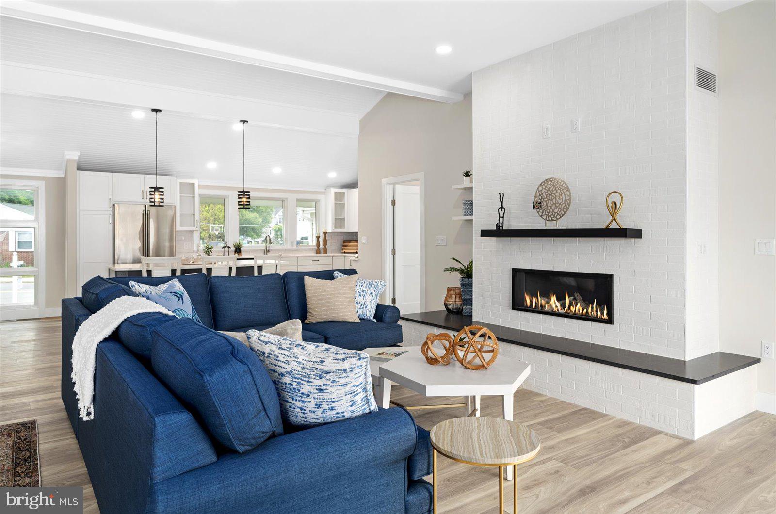 LITTLE SALISBURY - Residential