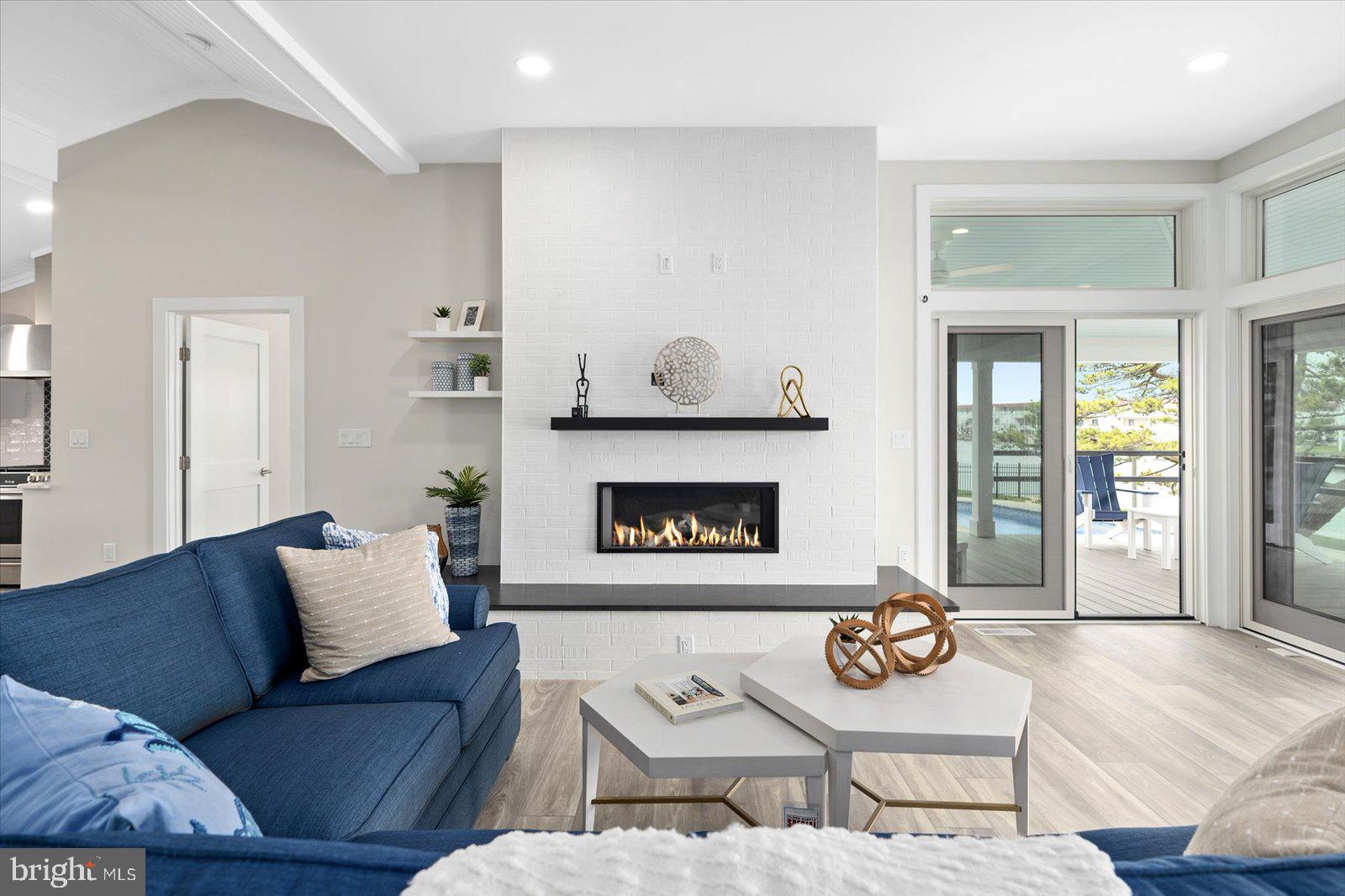 LITTLE SALISBURY - Residential