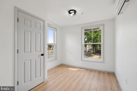 RIDLEY PARK - Residential Lease