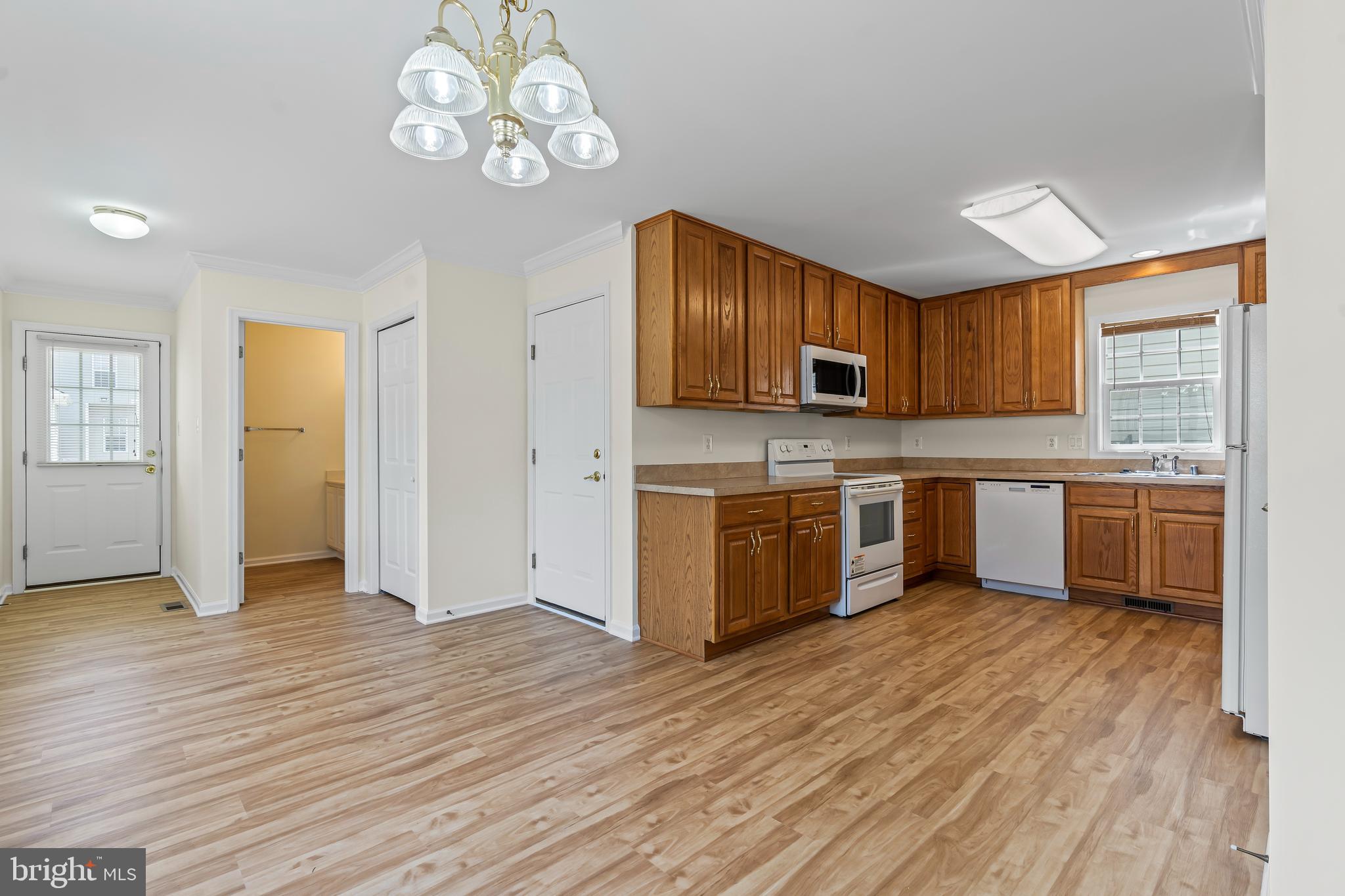 OLD TRAIL ESTATES - Residential