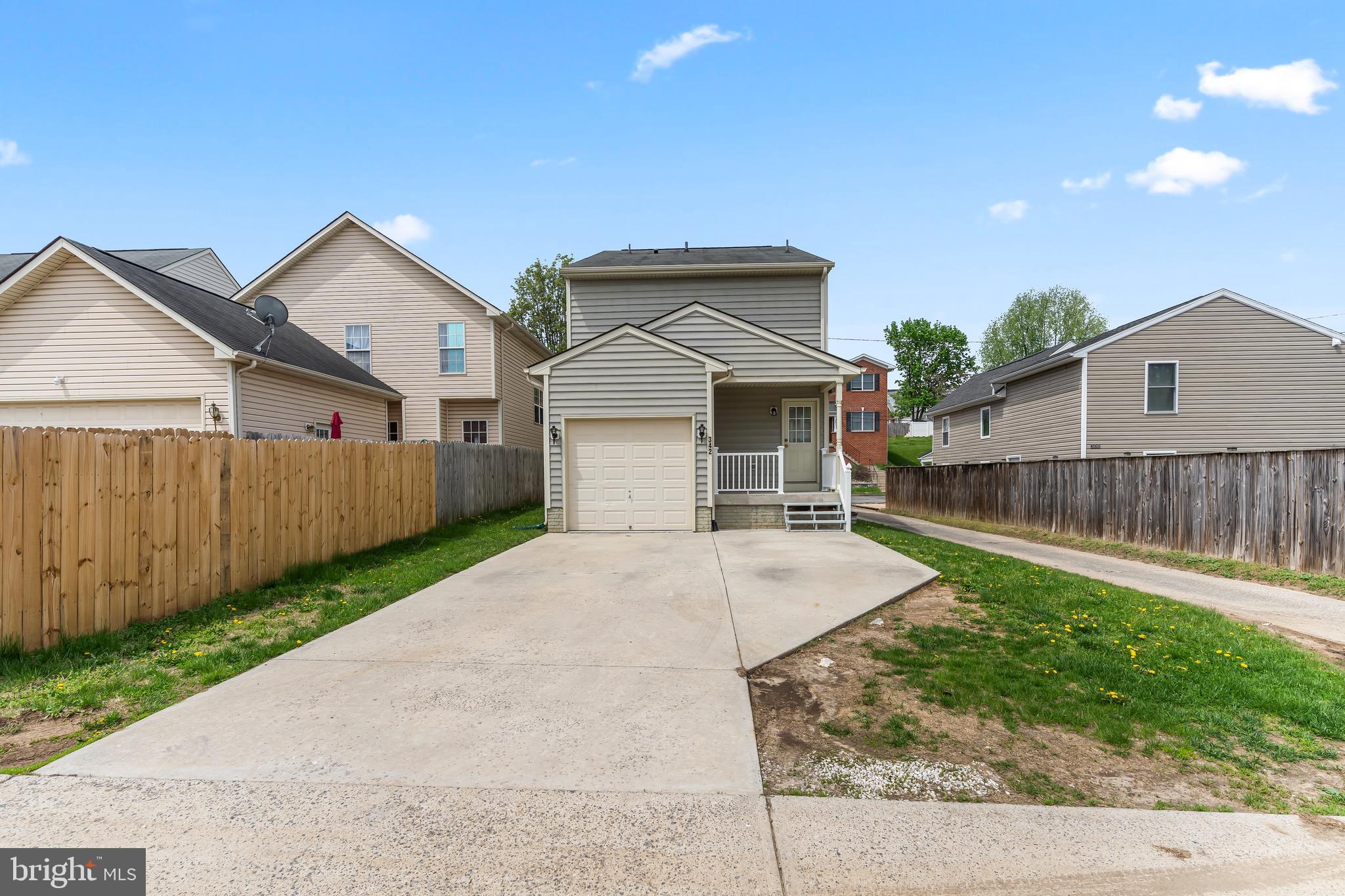 OLD TRAIL ESTATES - Residential