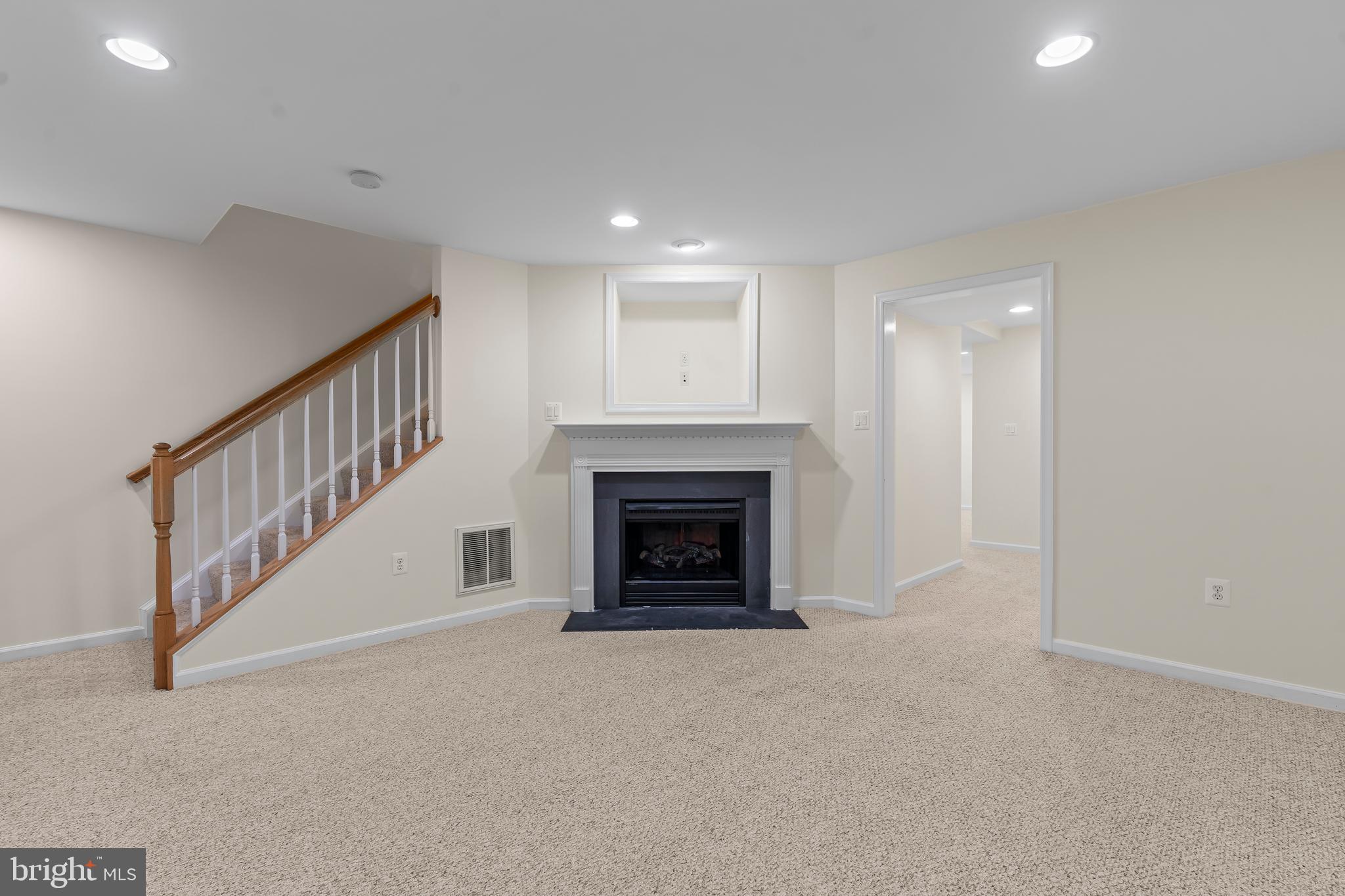 OLD TRAIL ESTATES - Residential